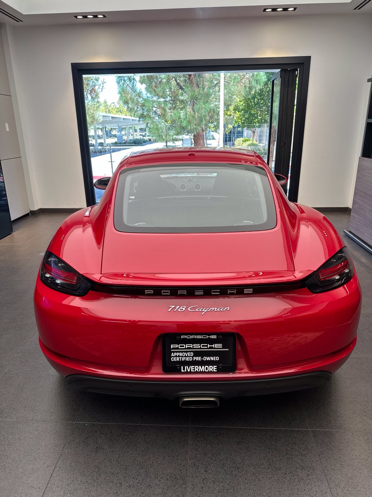 2025 Porsche 718 Cayman — foto completa 2 de 10