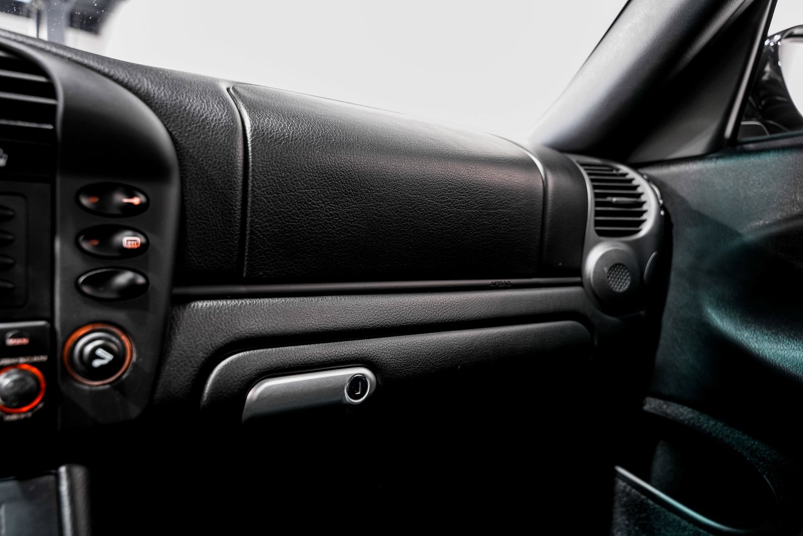 2004 Porsche 911 Carrera — photo 14
