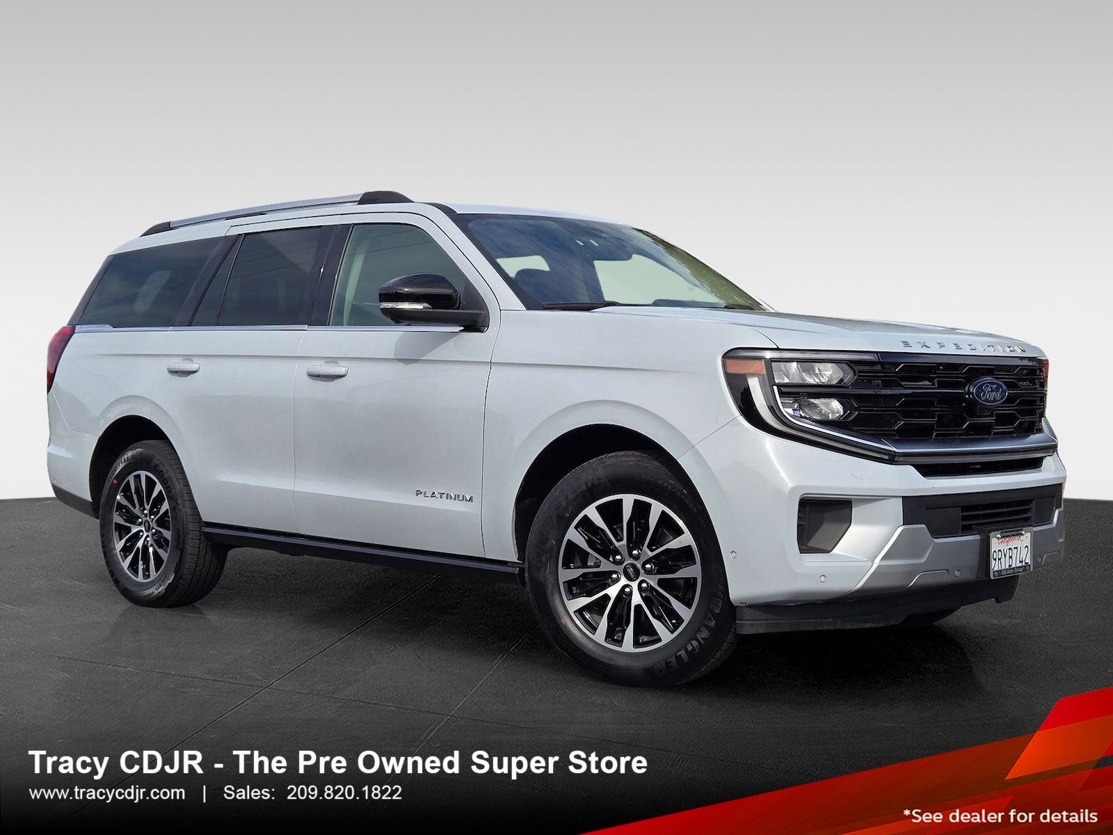 Silver Metallic 2025 Ford Expedition Platinum 4WD SUV / Crossover Four-Wheel Drive Automatic