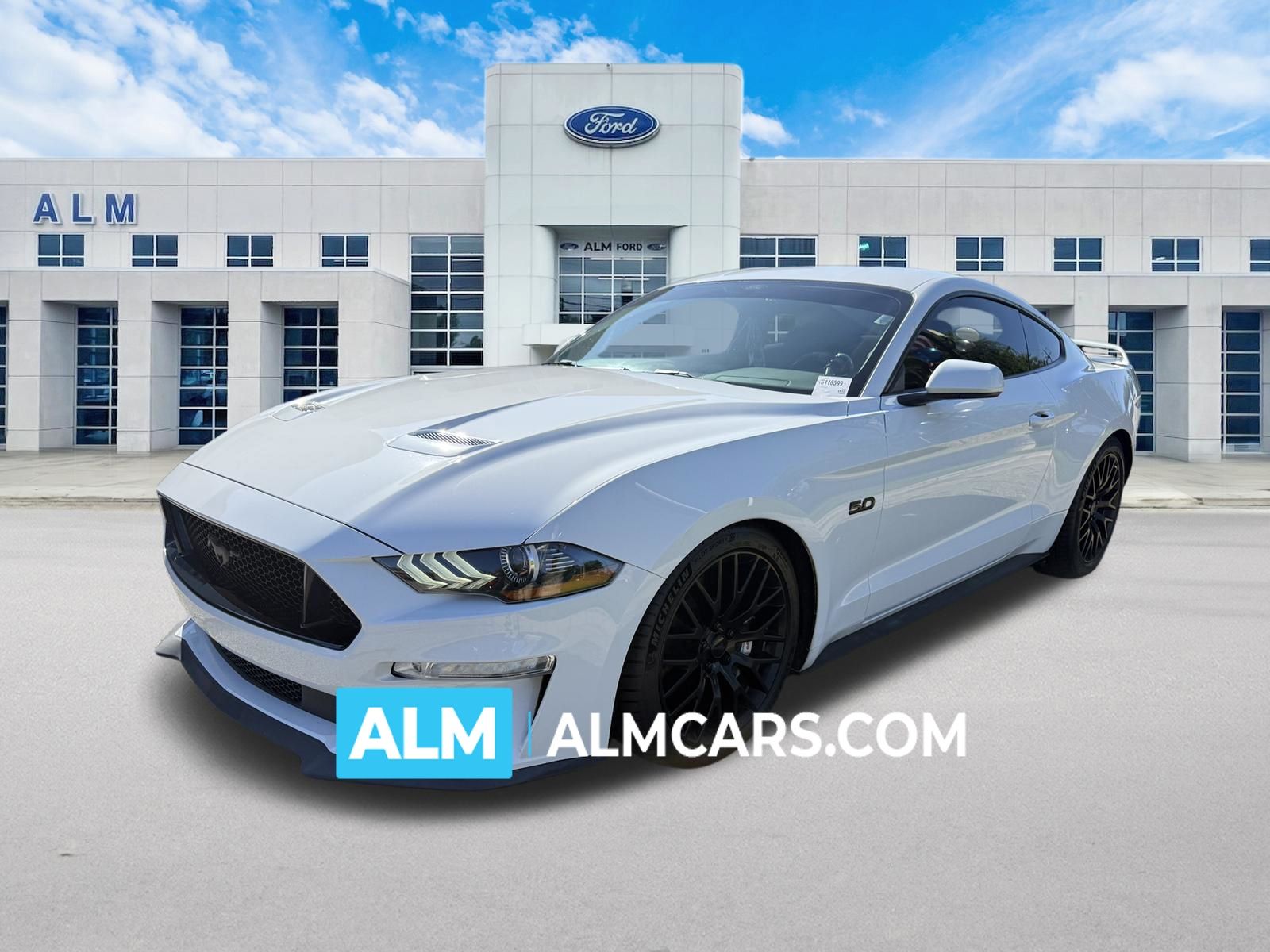 Oxford White 2019 Ford Mustang Coupe Rear-Wheel Drive Automatic