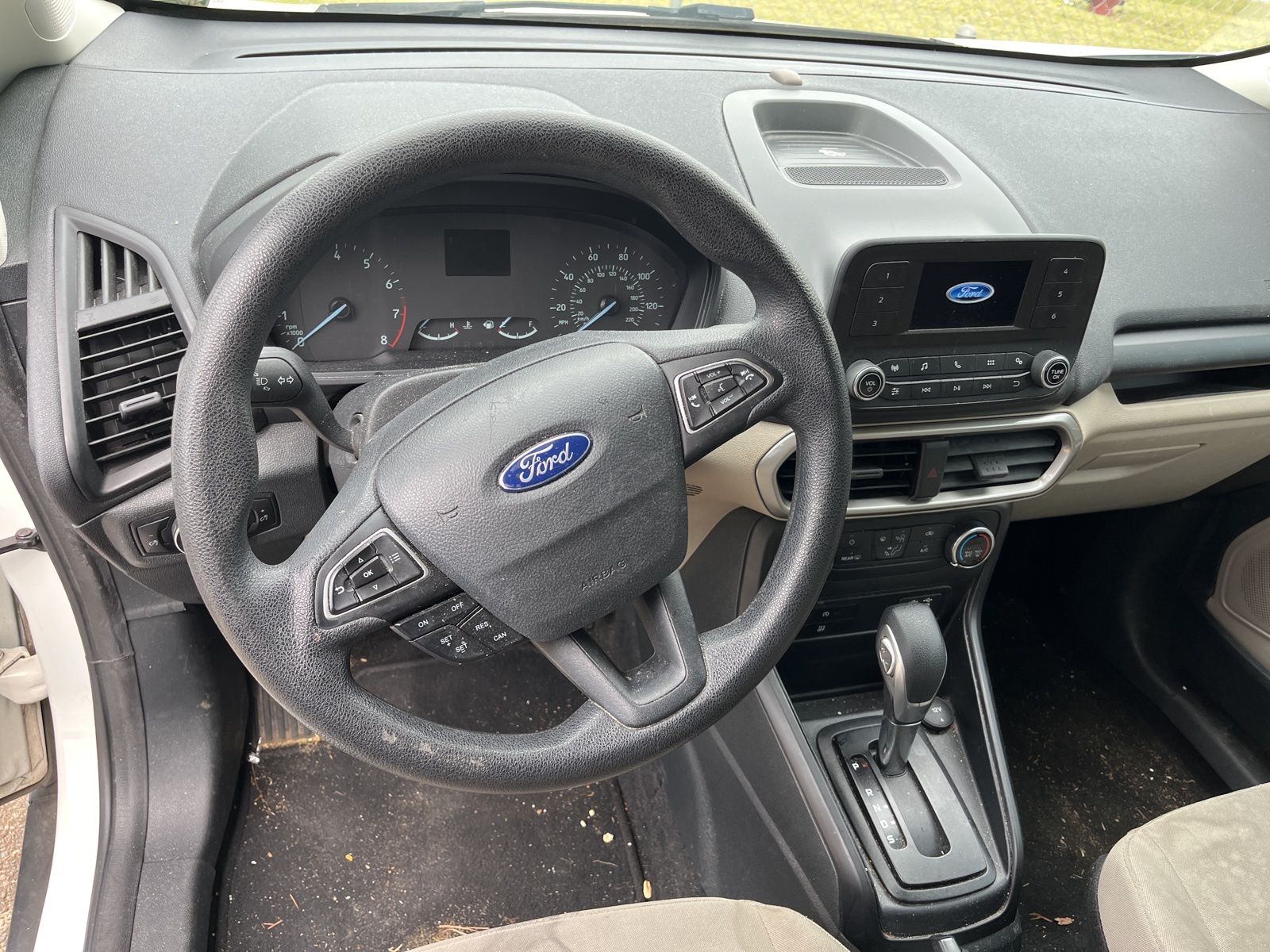 Used 2018 White Ford S image 14