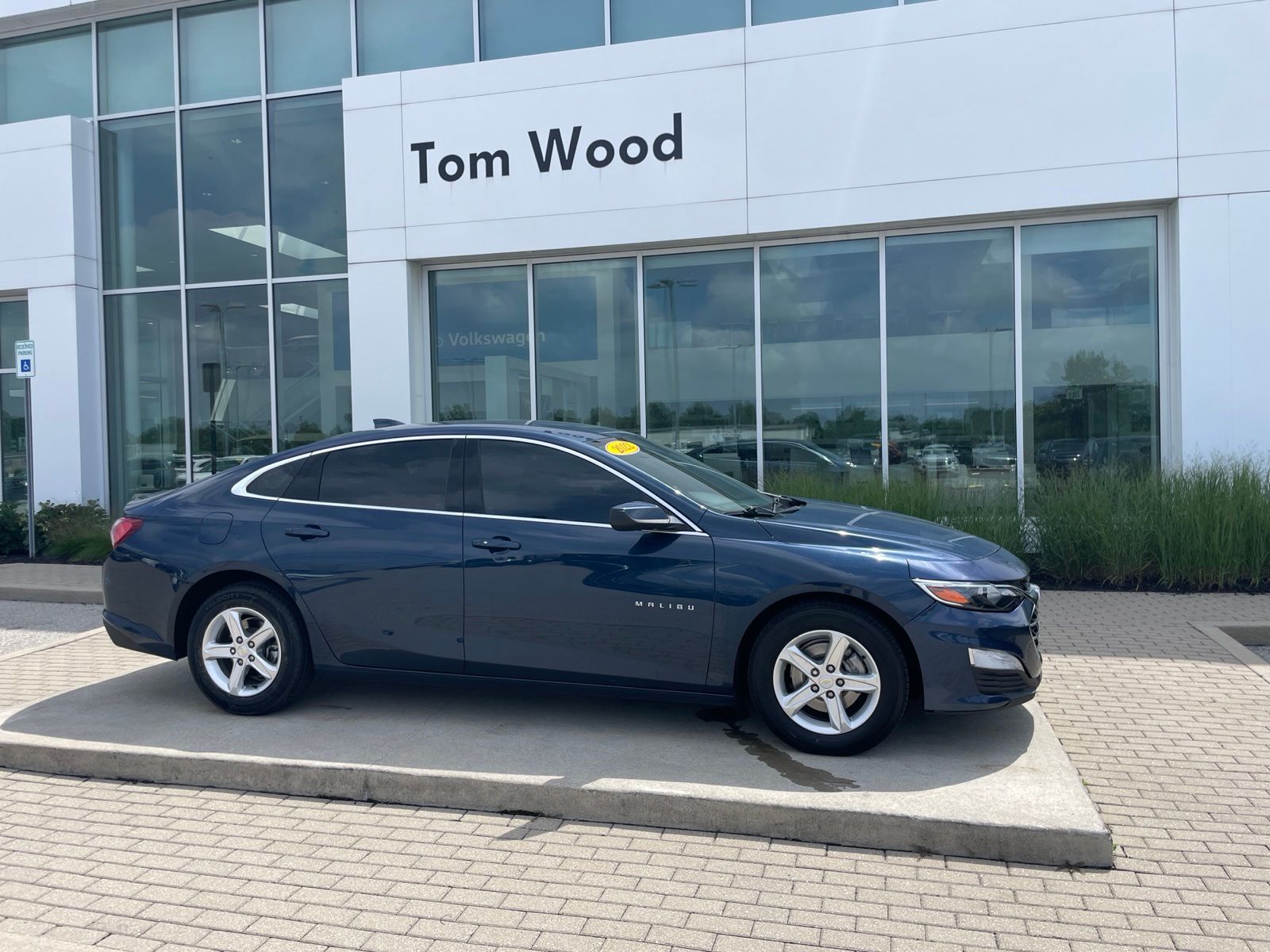 2022 Chevrolet Malibu LT FWD