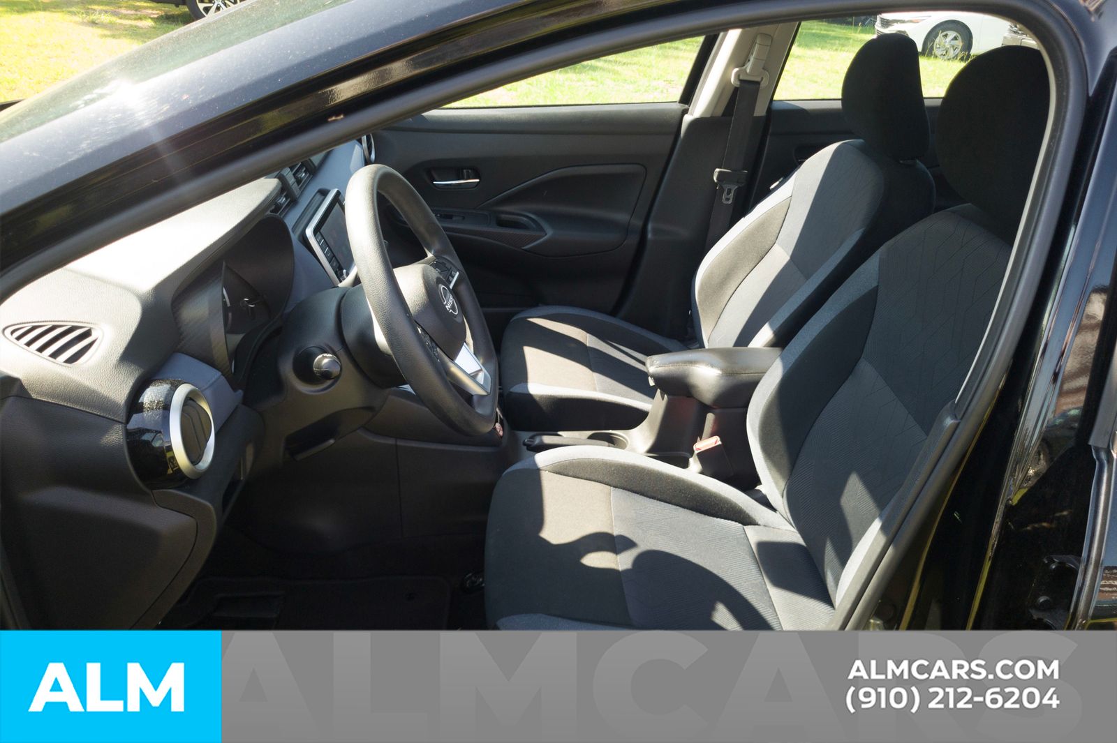 Used 2024 Super Black Nissan 1.6 SV image 7