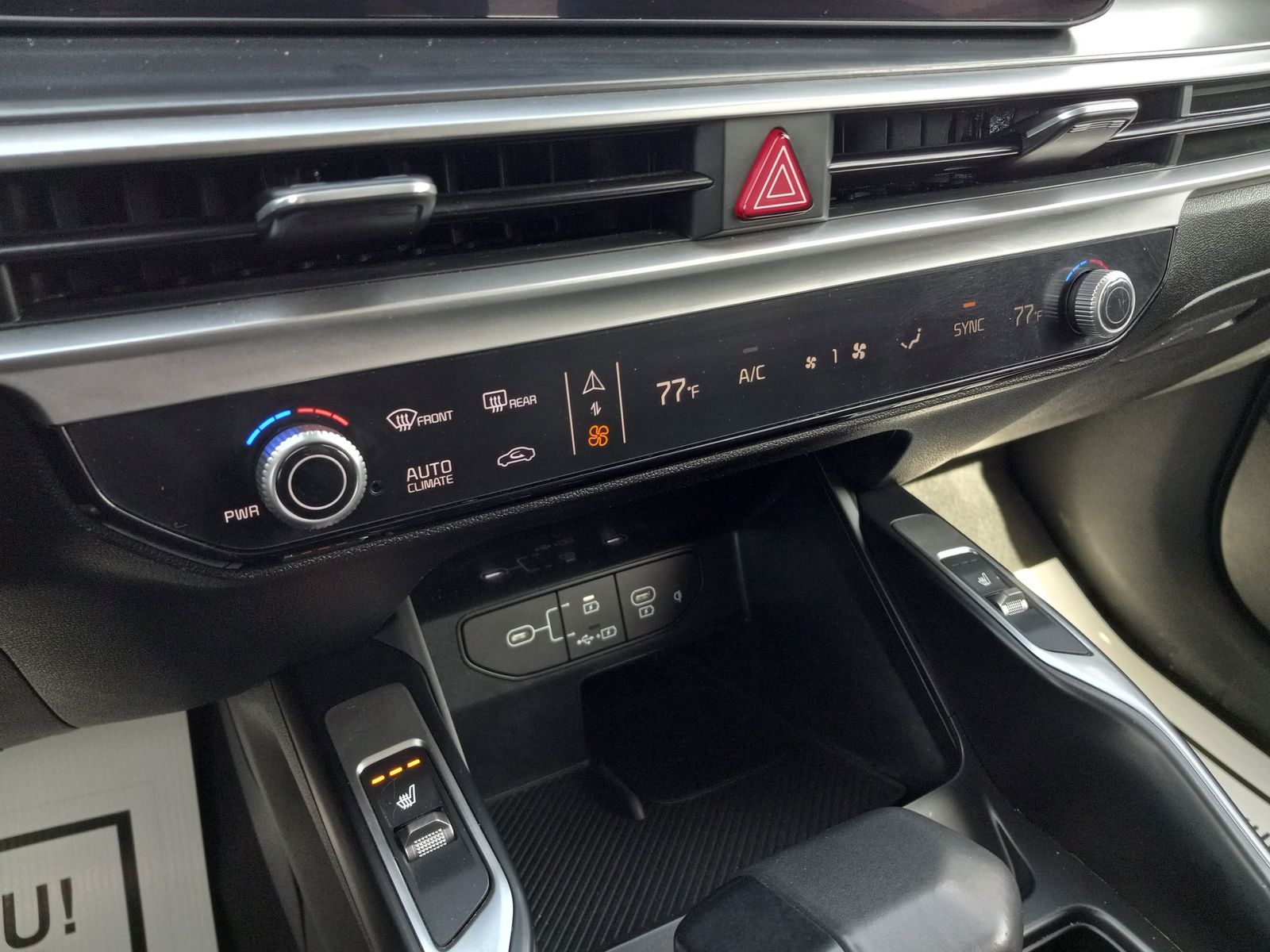 2024 Kia Sorento image 23