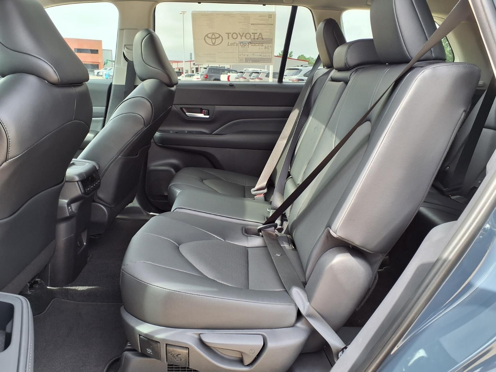 2026 Toyota Grand Highlander Hybrid XLE Gray at Gullo Toyota