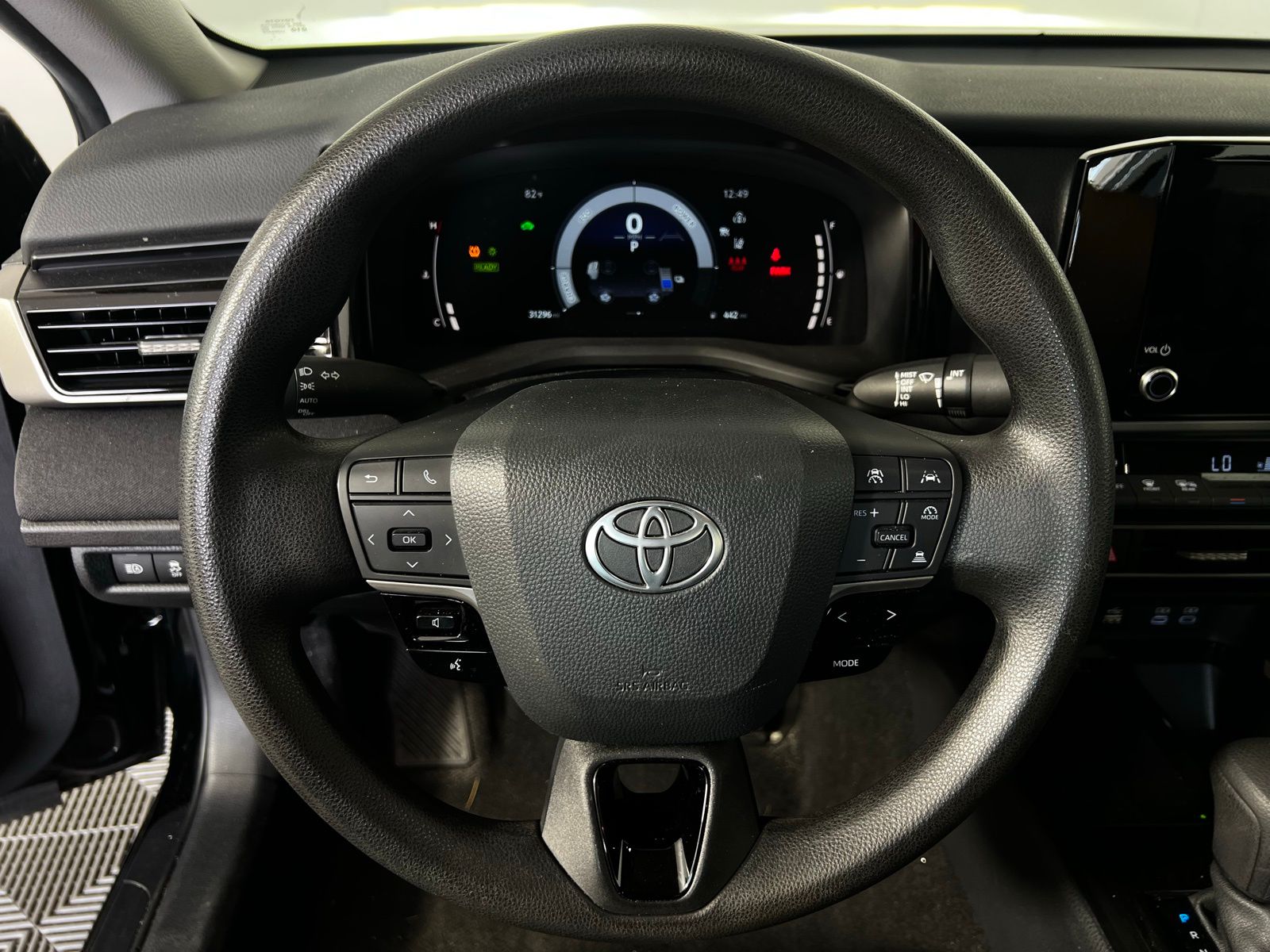Thumbnail: 2025 Toyota Camry - 10