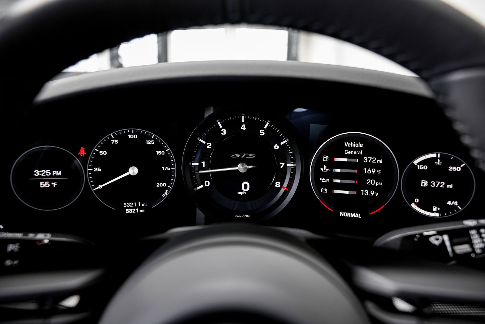 2022 Porsche 911 Carrera GTS — photo 10