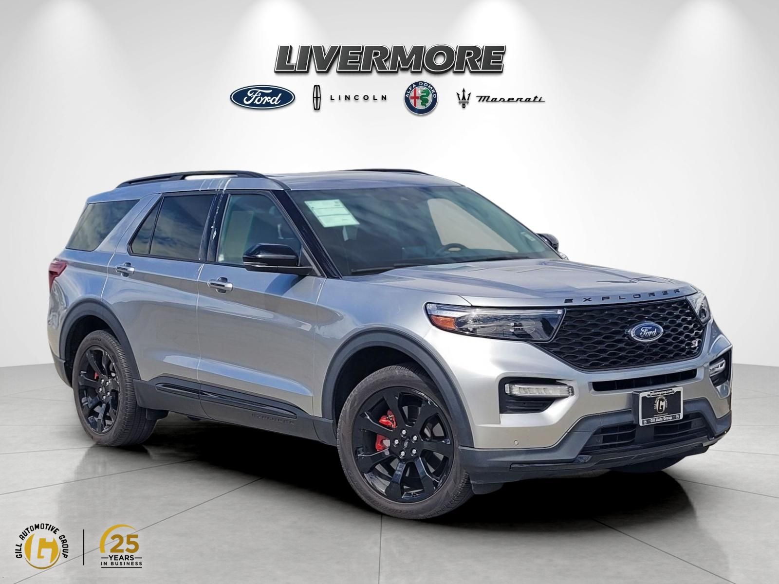 Iconic Silver Metallic 2024 Ford Explorer SUV / Crossover All-Wheel Drive Automatic