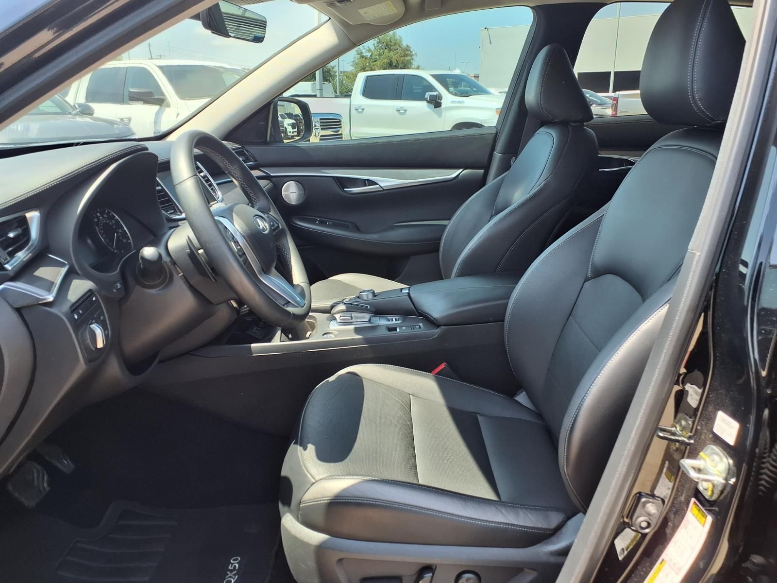 2023 INFINITI QX50 LUXE Black at South Houston Nissan