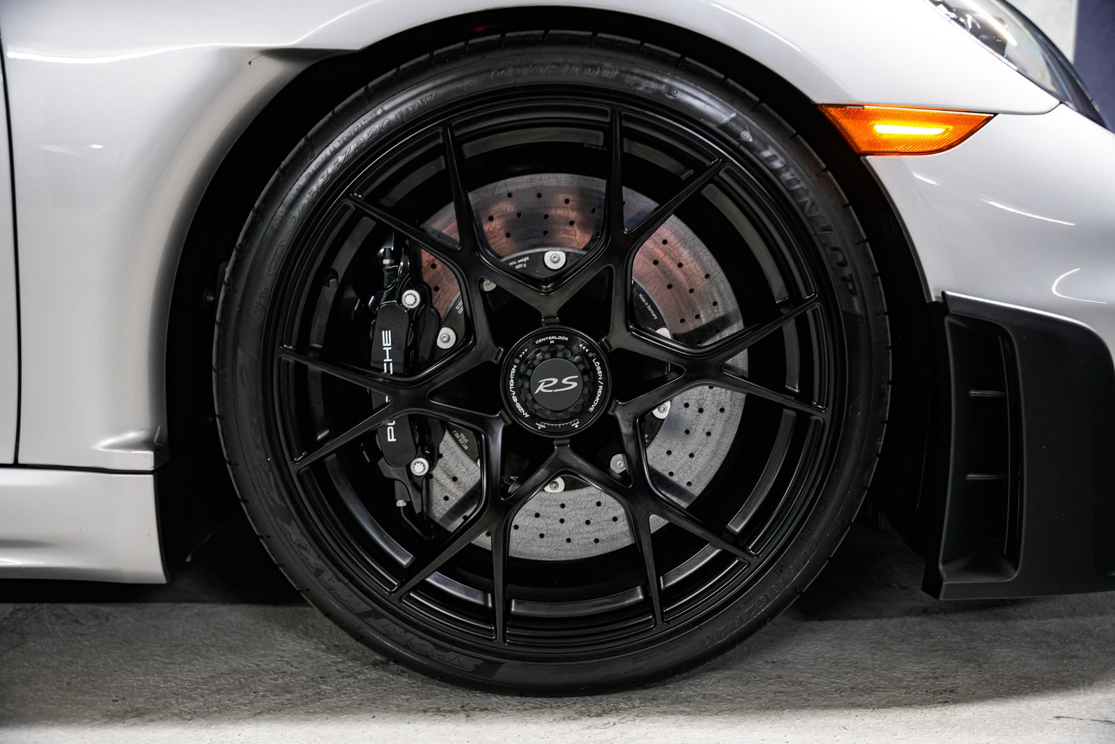 2025 Porsche 718 Spyder RS — photo 44