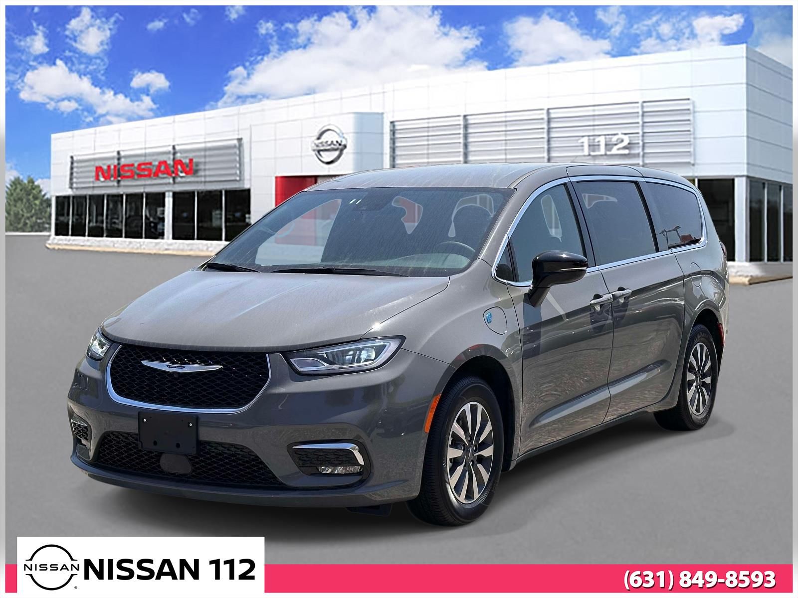 Gray Clearcoat 2025 Chrysler Pacifica Hybrid Minivan Front-Wheel Drive Continuously Variable Transmission