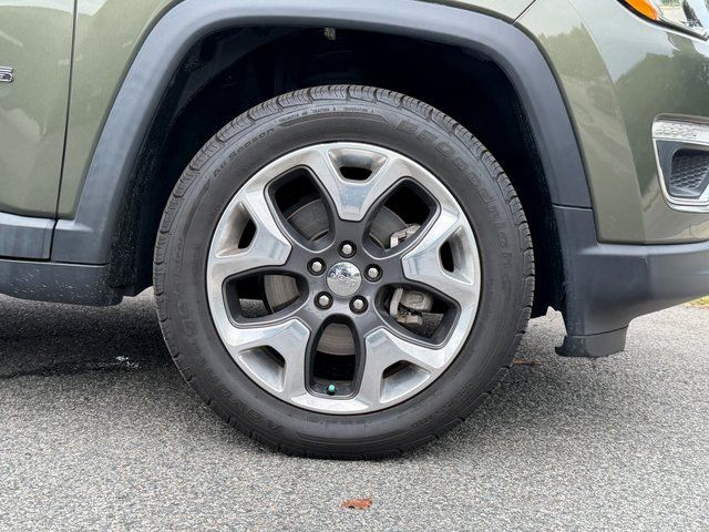 Used 2017 Olive Green Jeep Limited image 25