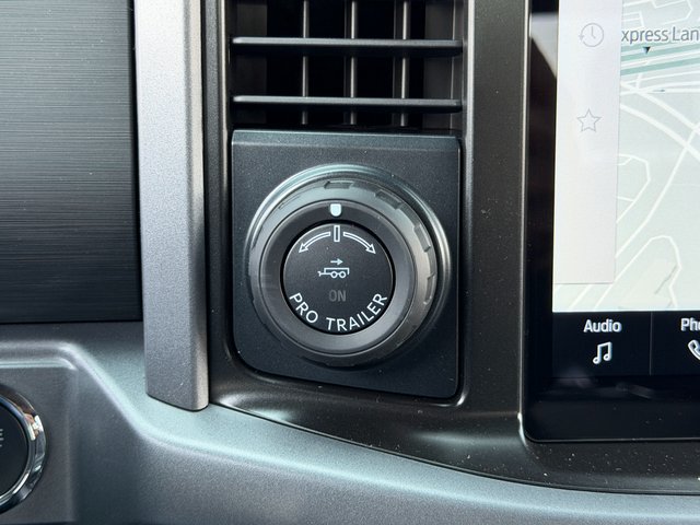 New 2026 Carbonized Gray Metallic Ford XLT image 31