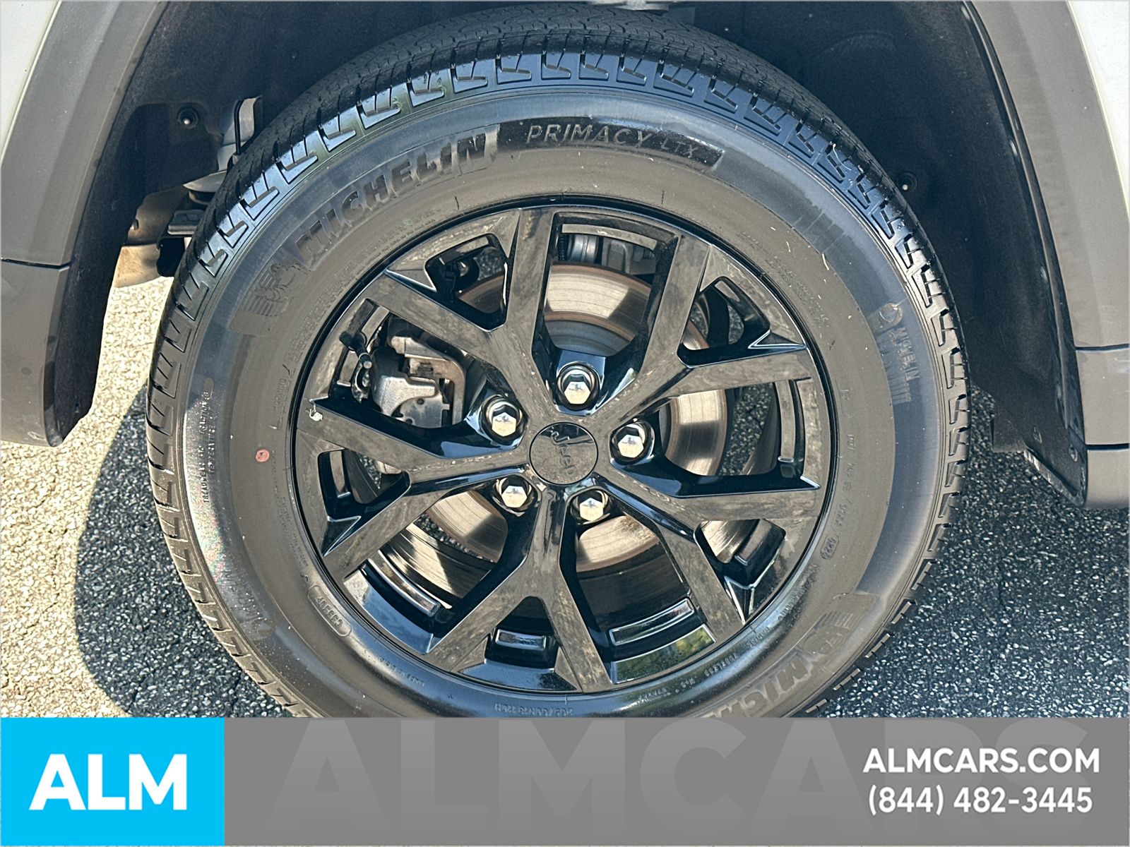 Used 2025 White Jeep Altitude image 20
