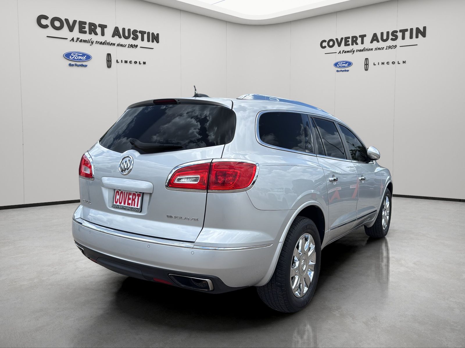 Used Car 2016 Buick Enclave  Leather Group For Sale Under $12,000 In Austin, Texas