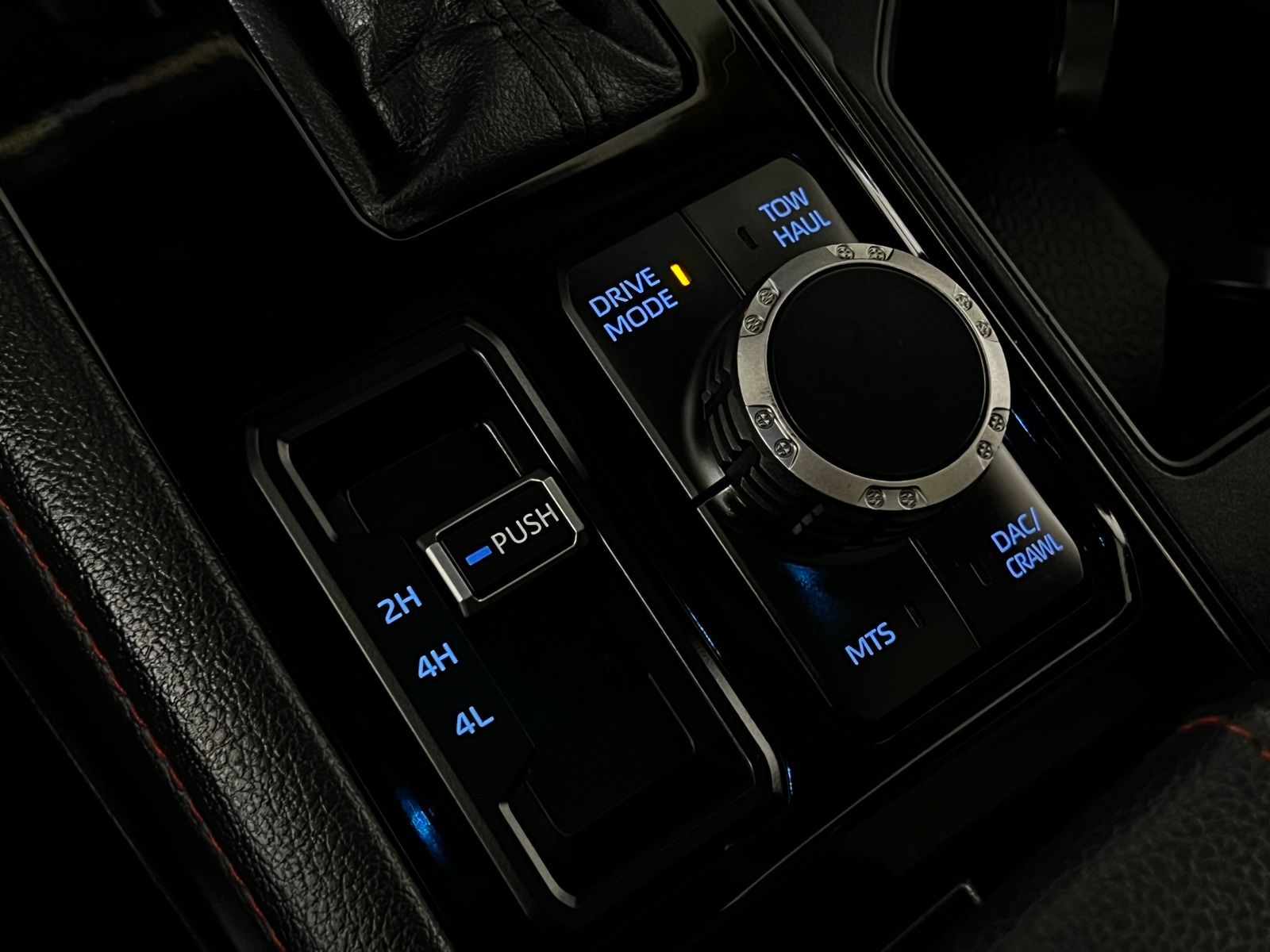 Thumbnail: 2022 Toyota Tundra - 25