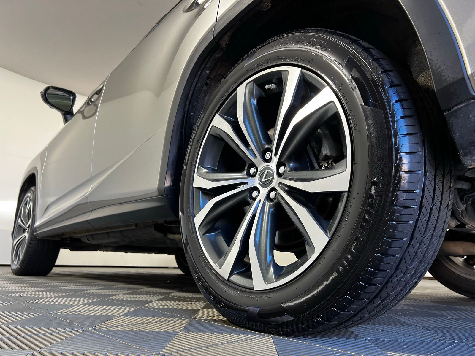 Thumbnail: 2019 Lexus RX - 30