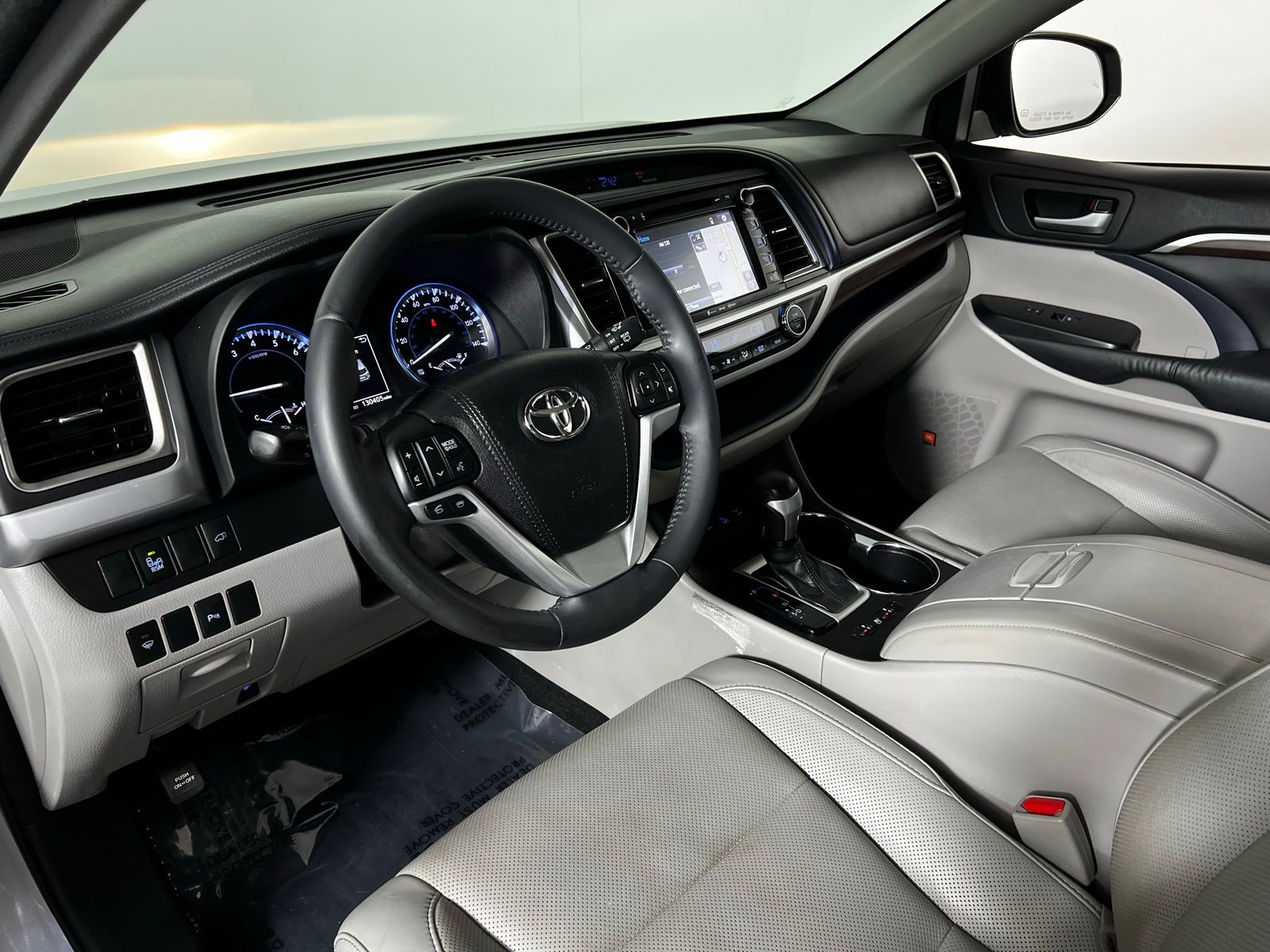 2016 Toyota Highlander Limited 12