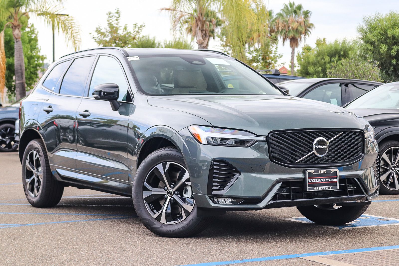 2026 Volvo XC60 B5 Core