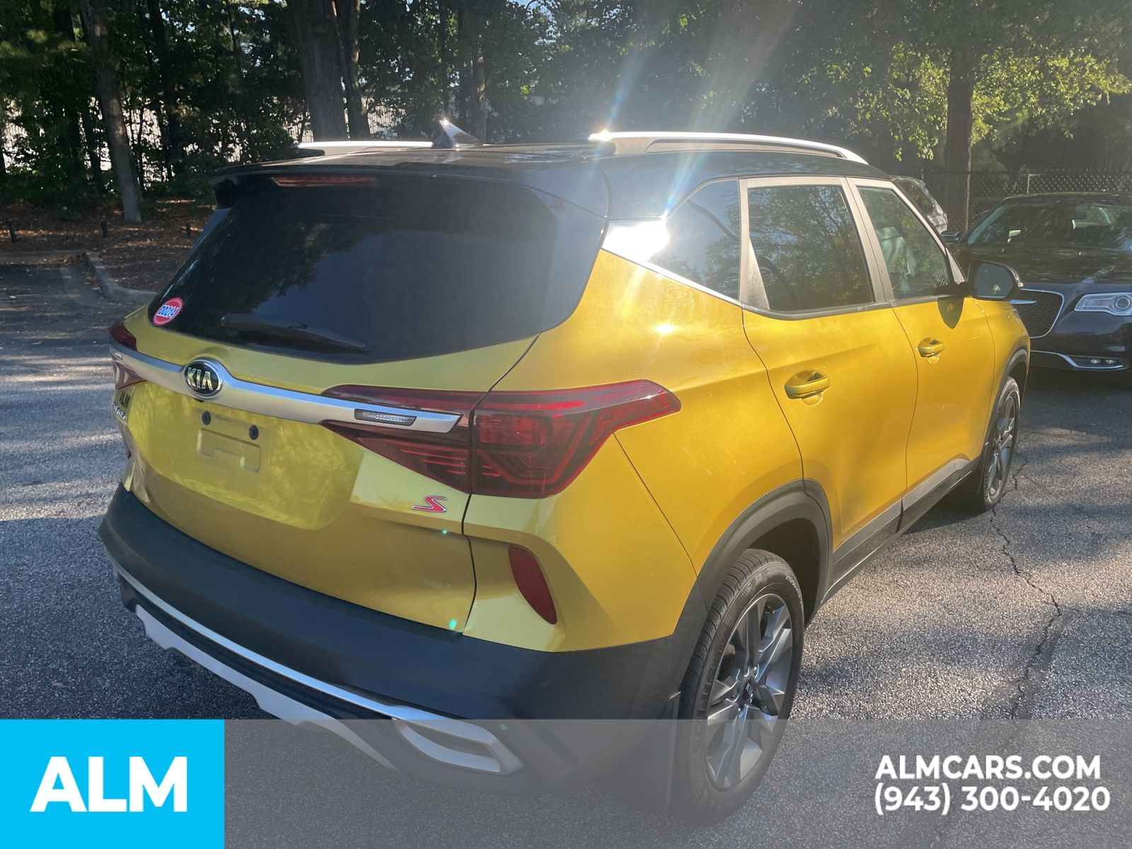 2021 Kia Seltos S photo 2