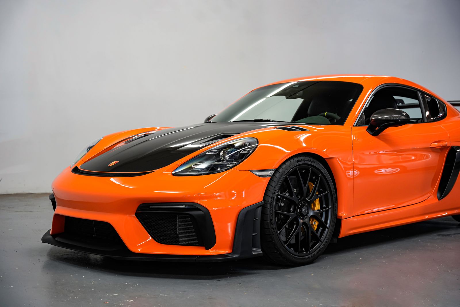 2023 Porsche 718 Cayman GT4 RS — photo 27