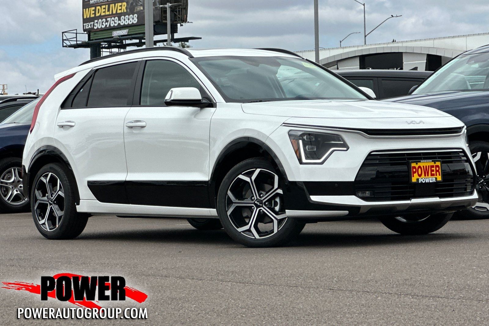 Snow White Pearl 2026 Kia Niro SUV / Crossover Front-Wheel Drive 6-Speed Dual Clutch