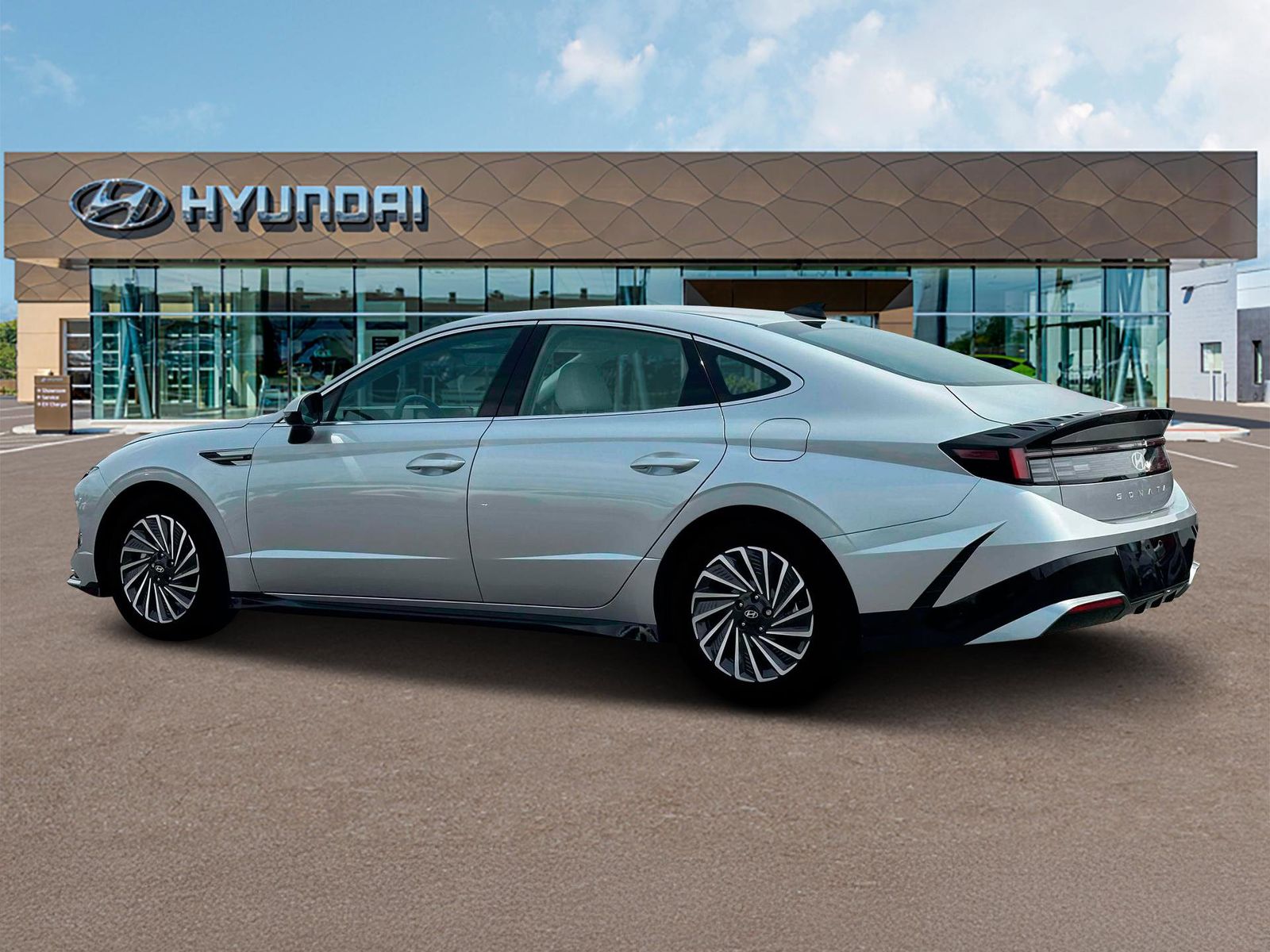 Sonata Hybrid SEL