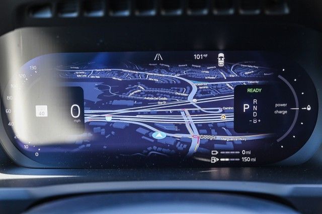 2026 Volvo XC90 Plus - Photo 18