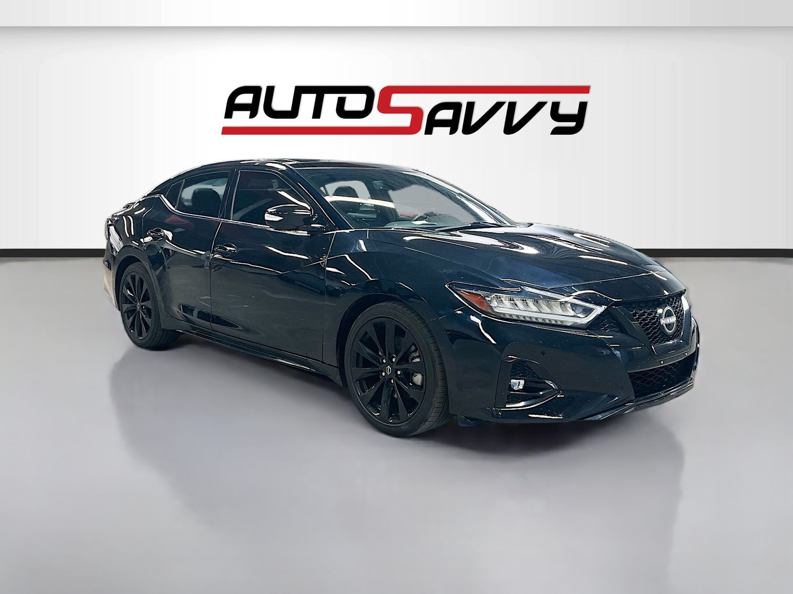 2023 Nissan Maxima SR's photo