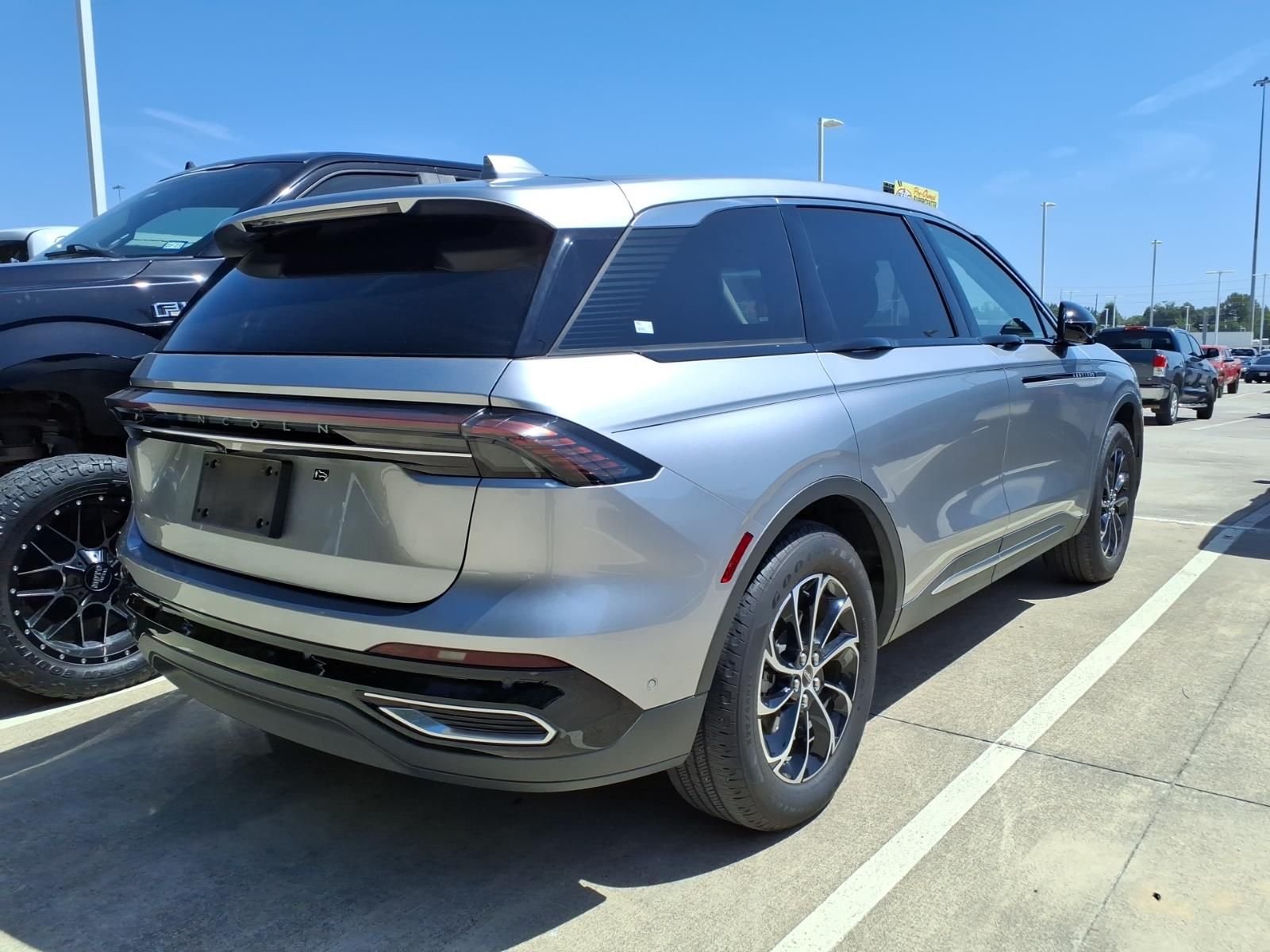 2024 Lincoln Nautilus Premiere Silver at DeMontrond Gulf Freeway