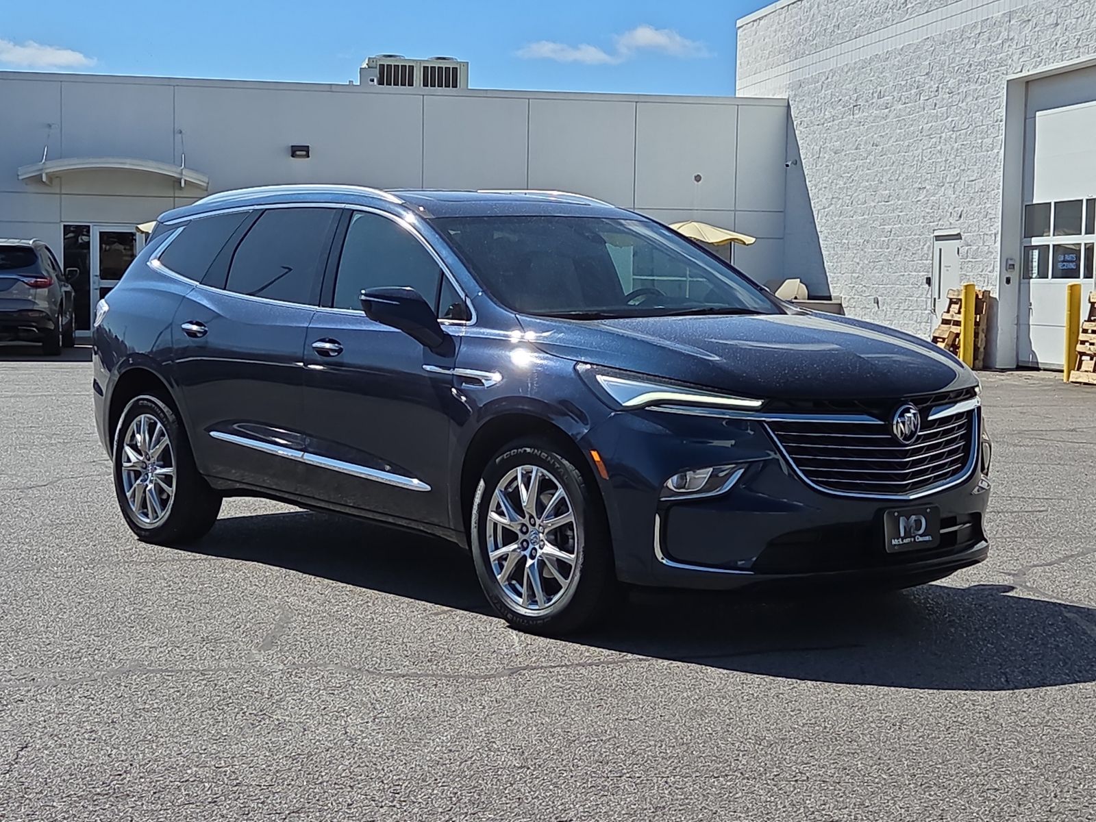 2024 Buick Enclave Essence FWD