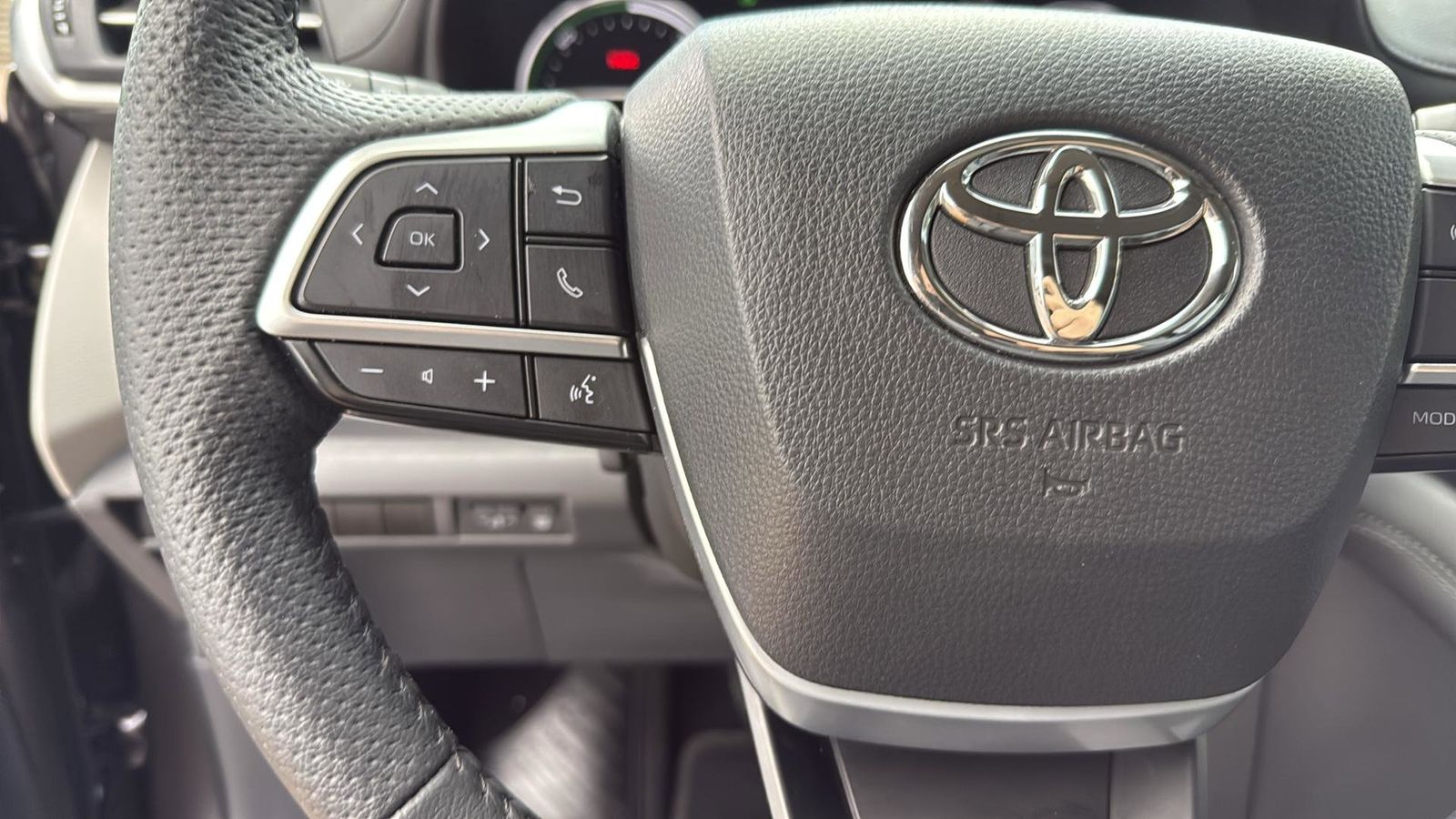 Used Car 2024 Toyota Sienna  Limited For Sale Under $60,000 In Austin, Texas