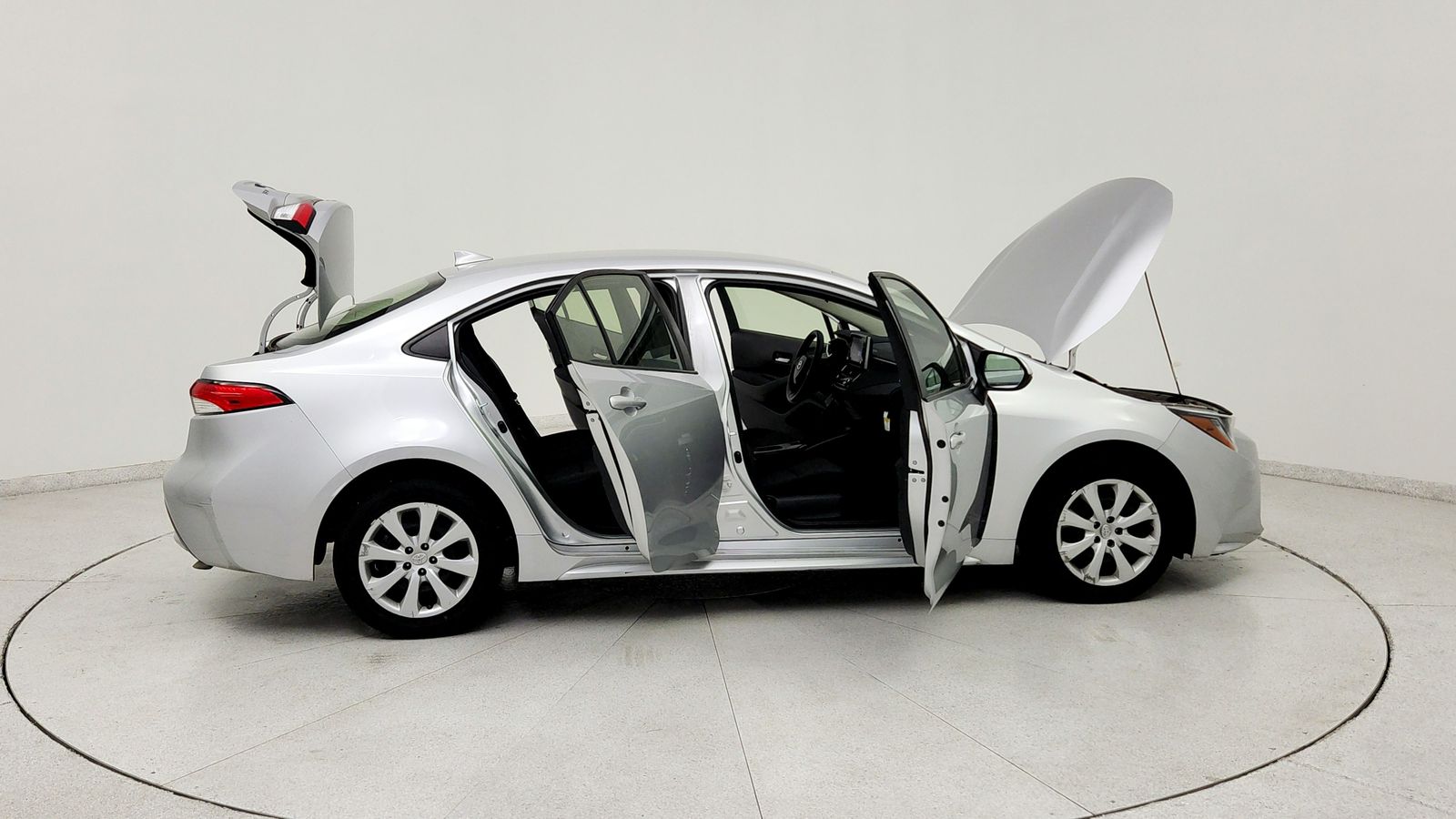Used 2021 Silver Toyota LE image 14