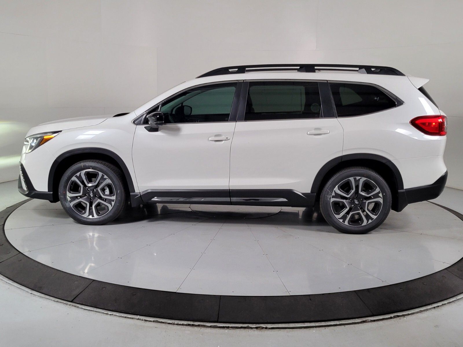 2024 Subaru Ascent Limited 7