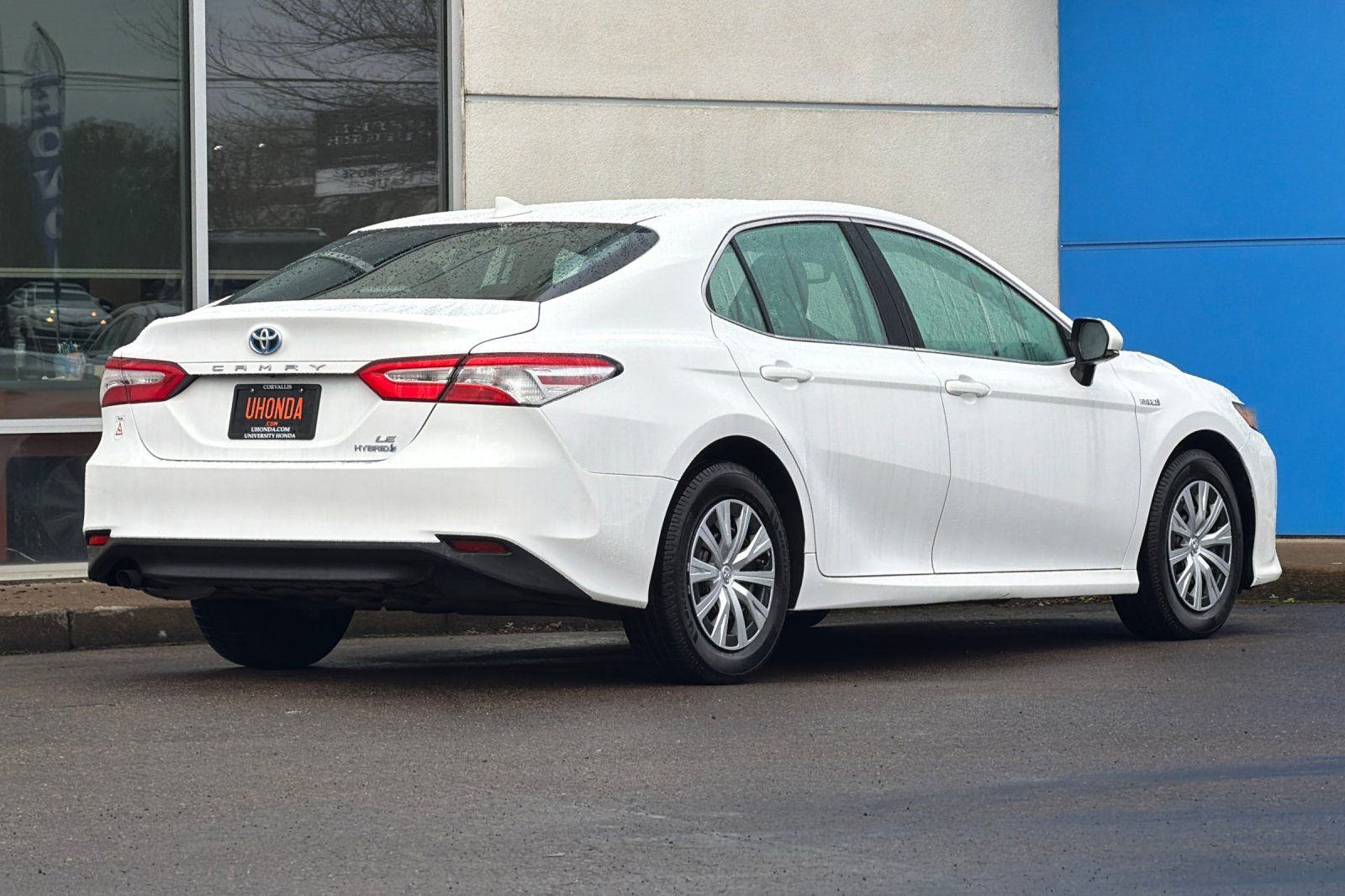 View vehicle photo 4