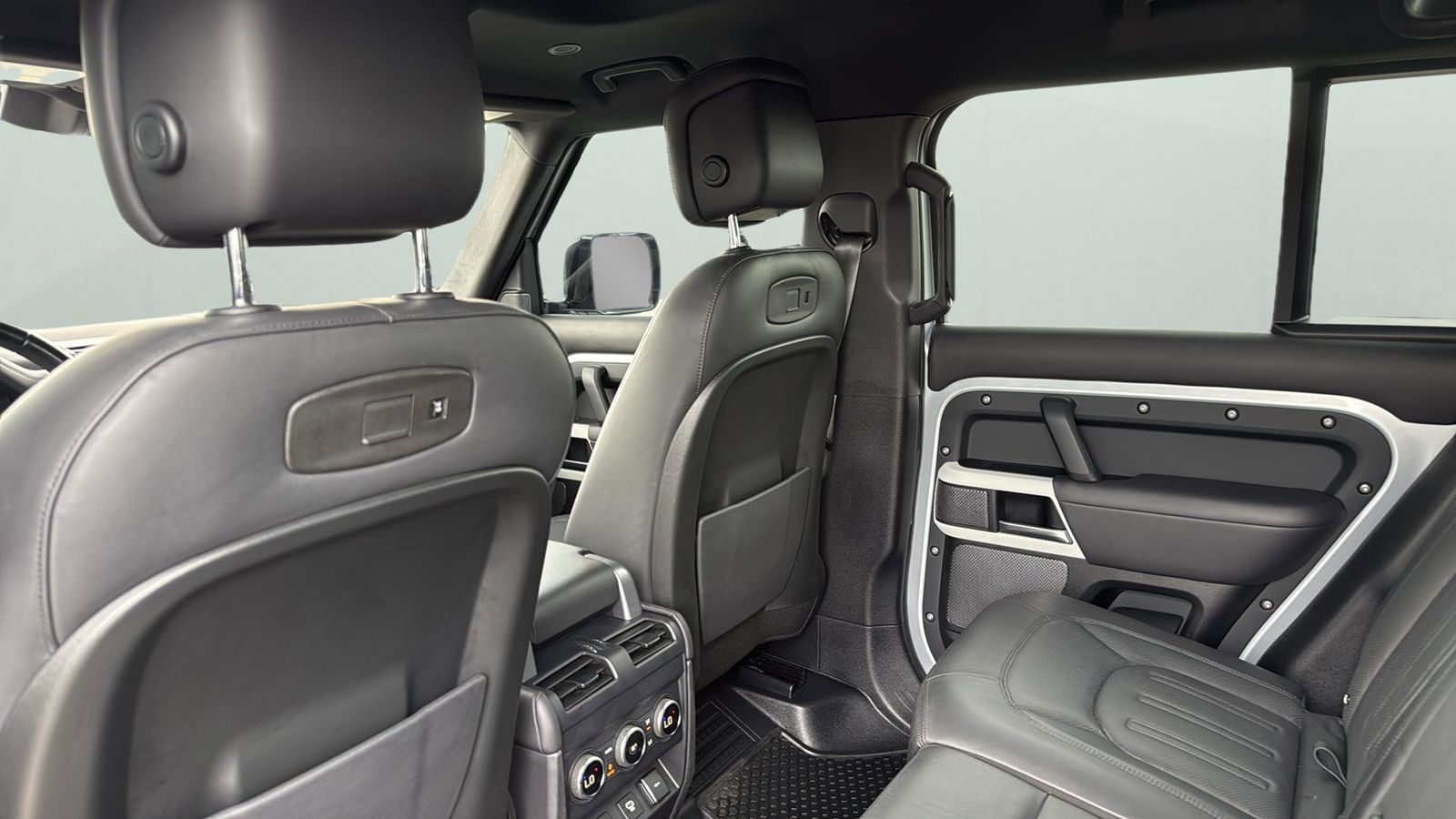 Used Car 2022 Land Rover Defender 110  Xs Edition For Sale Under $60,000 In Austin, Texas