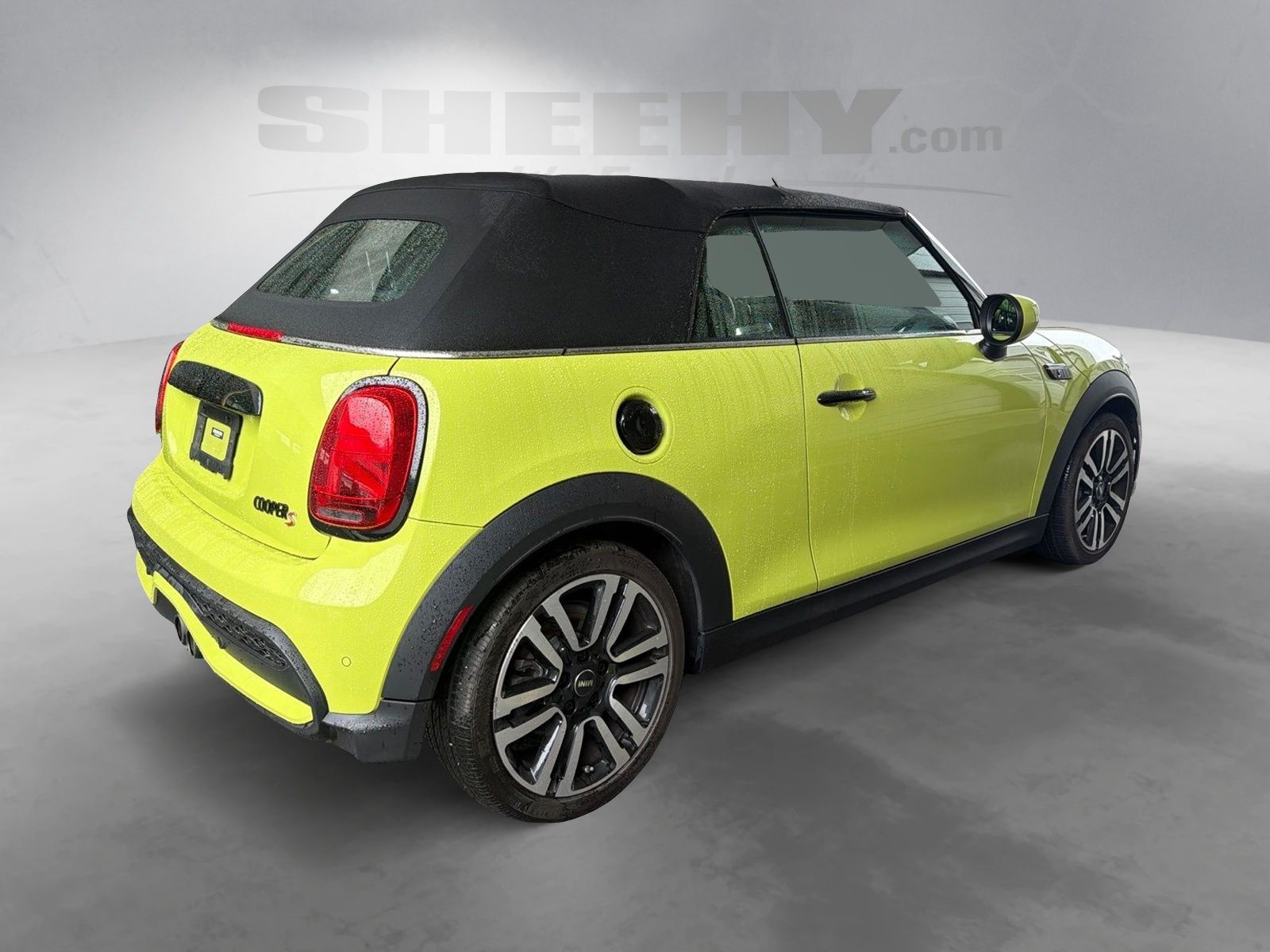 Used 2023 Zesty Yellow MINI Base image 9