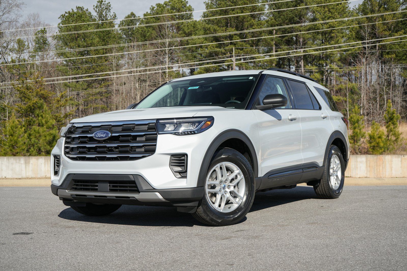 2026 Ford Explorer Active RWD