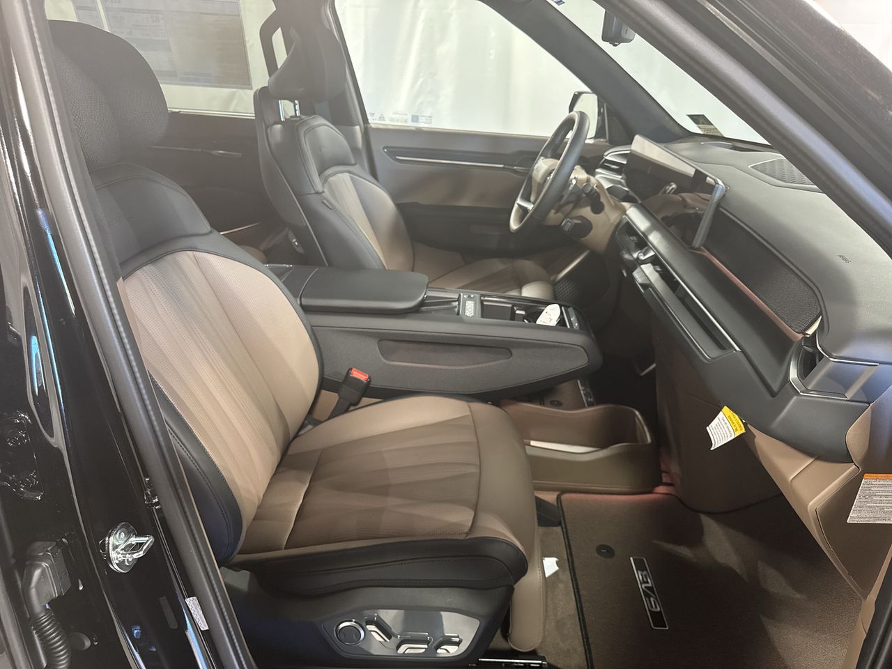 2026 Kia EV9 GT-Line AWD photo 28
