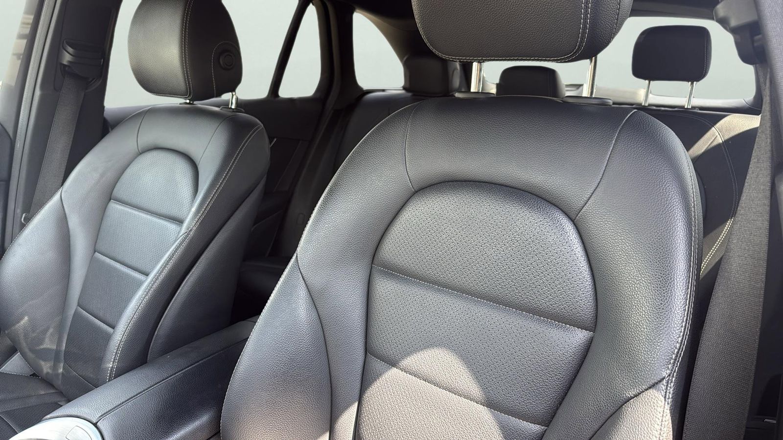 Used Car 2019 Mercedes-benz Glc  Glc 300 For Sale Under $25,000 In Austin, Texas