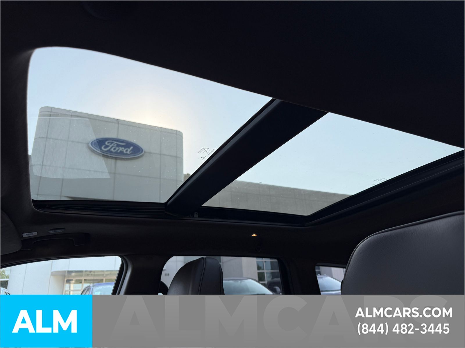 Used 2019 Blue Jeep Summit image 15