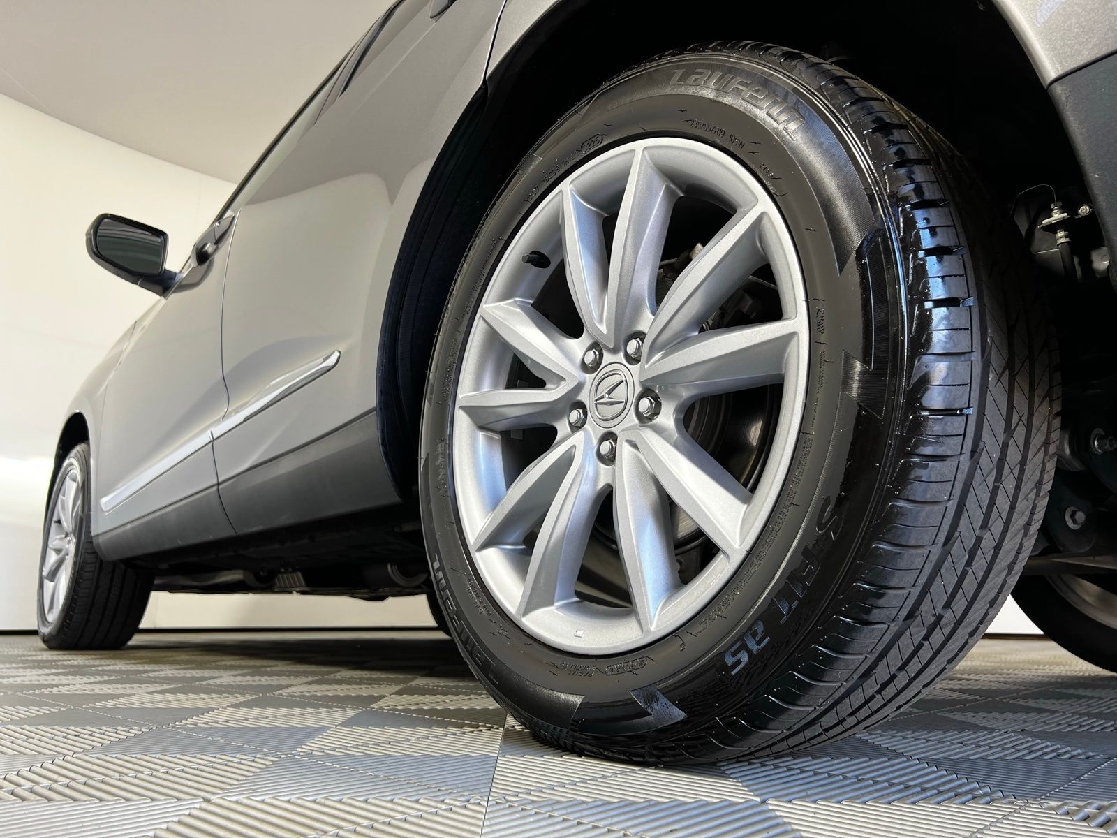 Thumbnail: 2023 Acura RDX - 25