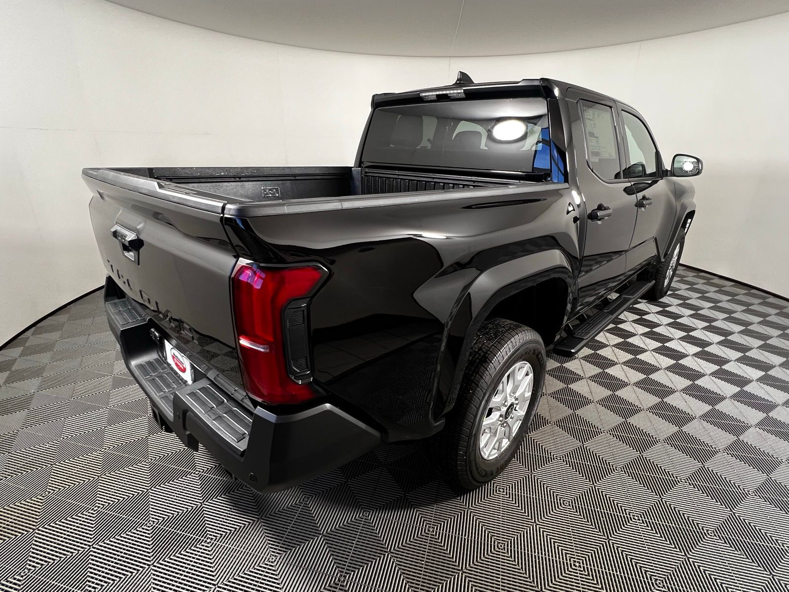 Thumbnail: 2025 Toyota Tacoma - 5