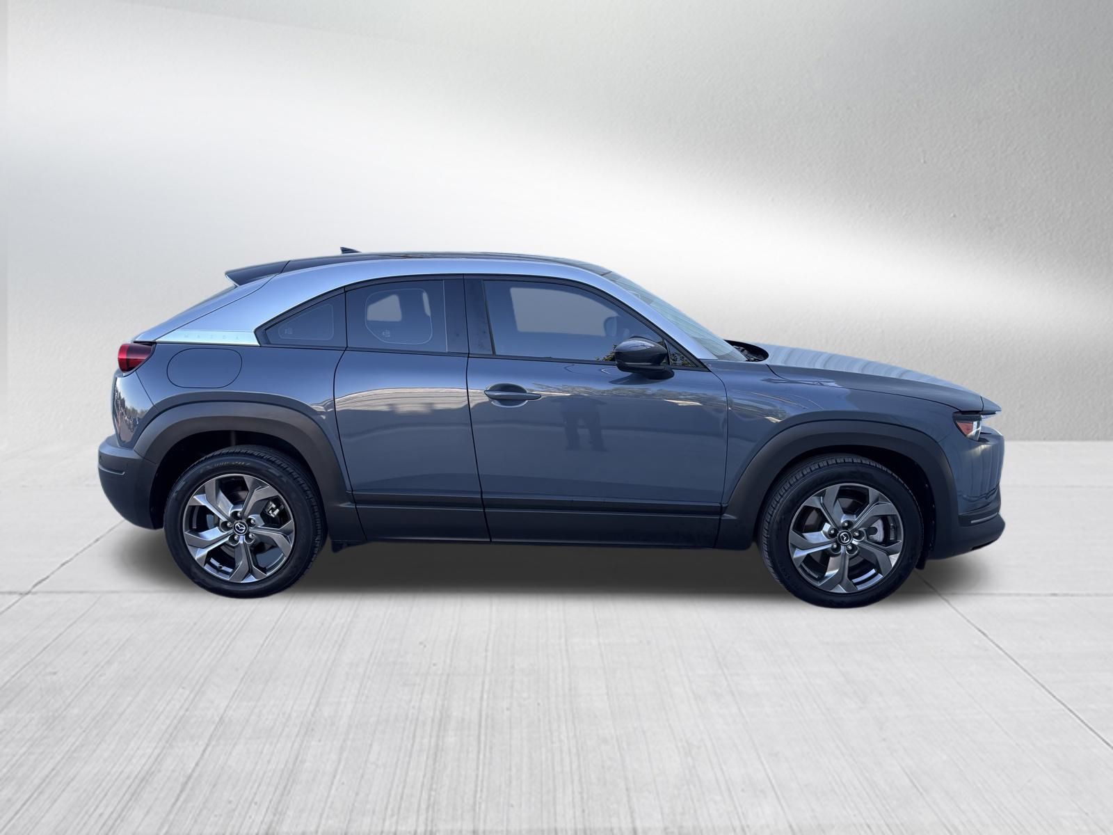 Used Car 2022 Mazda Mx-30 Ev  Premium Plus For Sale Under $20,000 In Austin, Texas