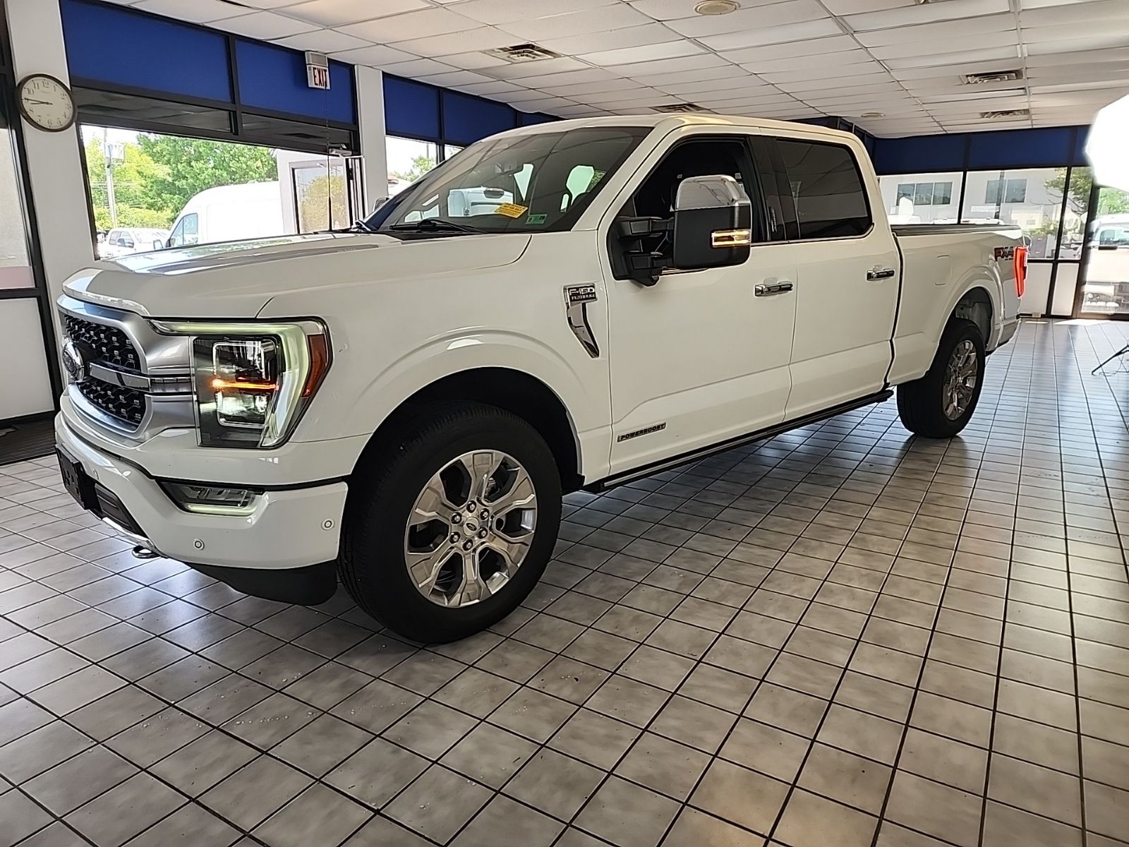 Certified Used 2022 White Metallic Ford Platinum image 6