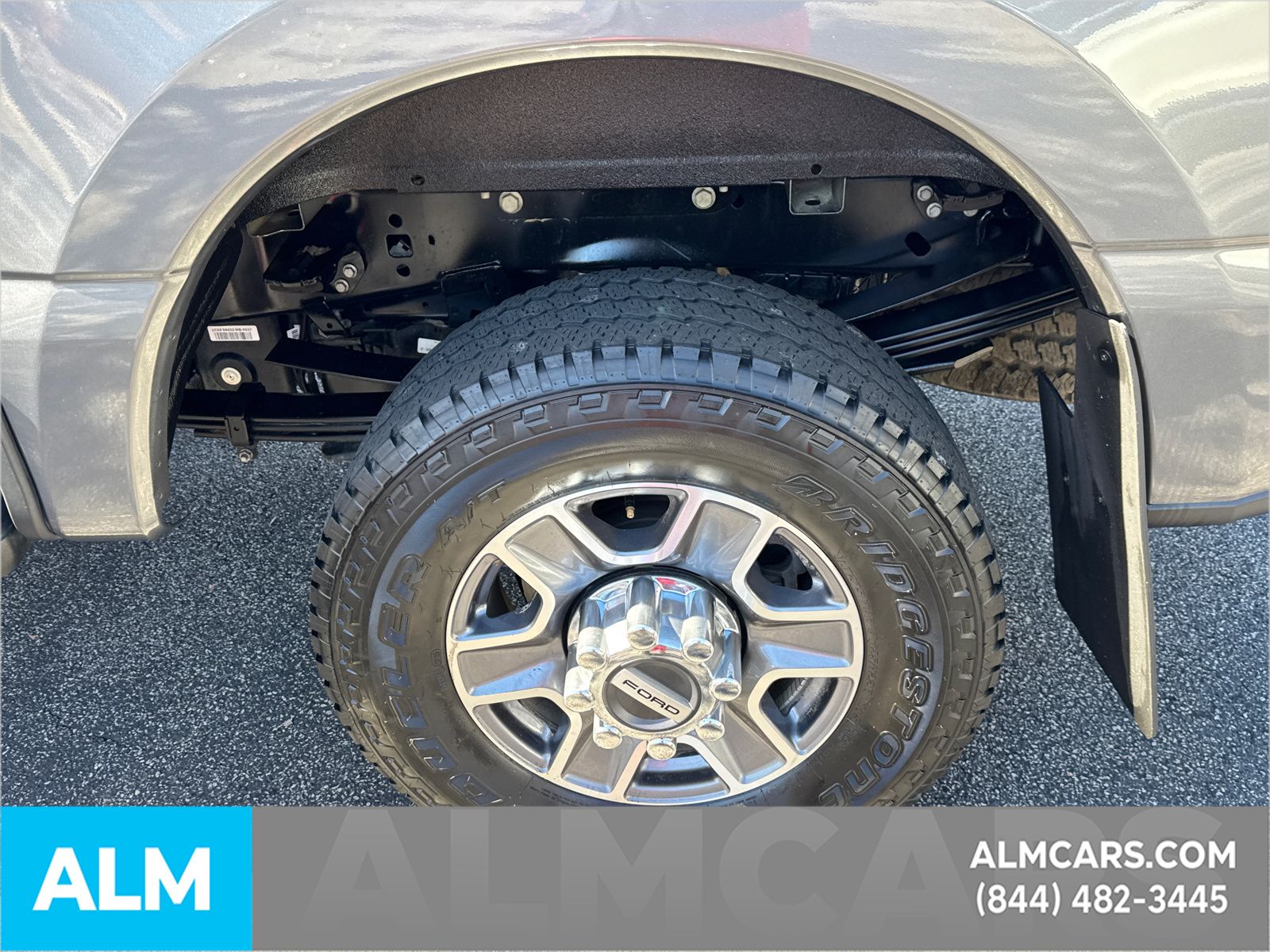 Used 2025 Gray Ford Lariat image 22