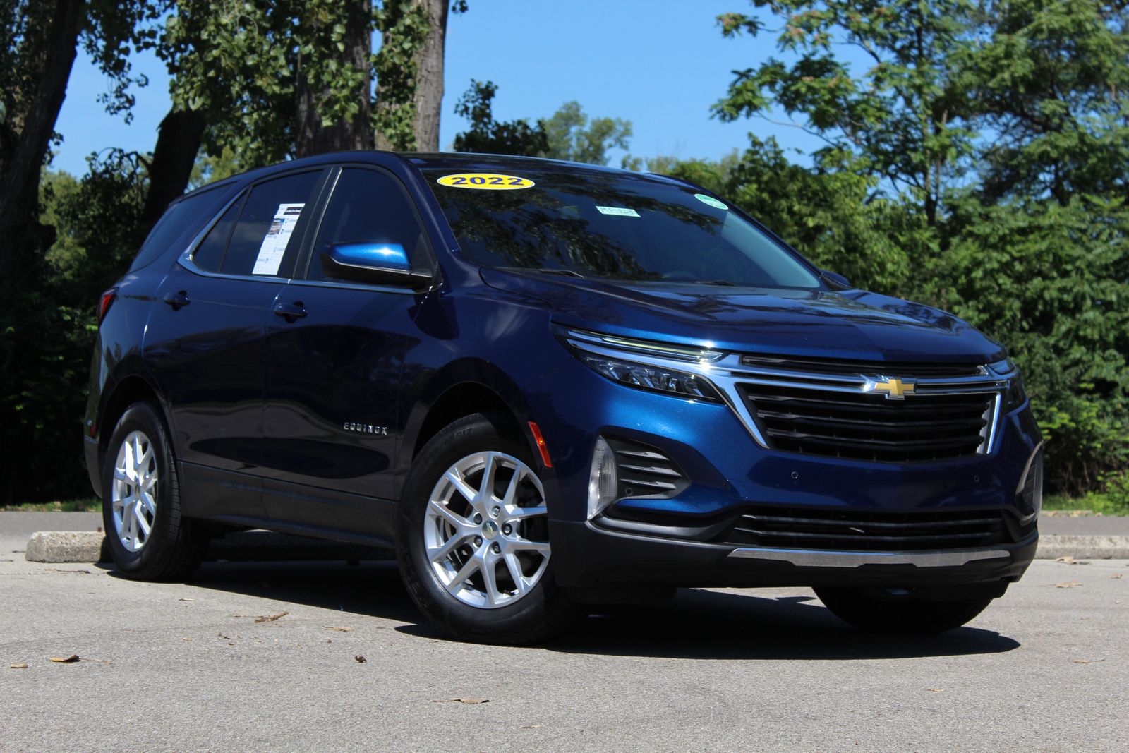 Blue Glow Metallic 2022 Chevrolet Equinox SUV / Crossover Front-Wheel Drive 6-Speed Automatic Overdrive
