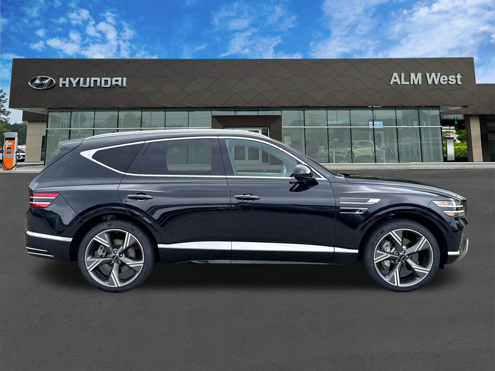 Used 2025 Black Genesis 3.5T Prestige image 4