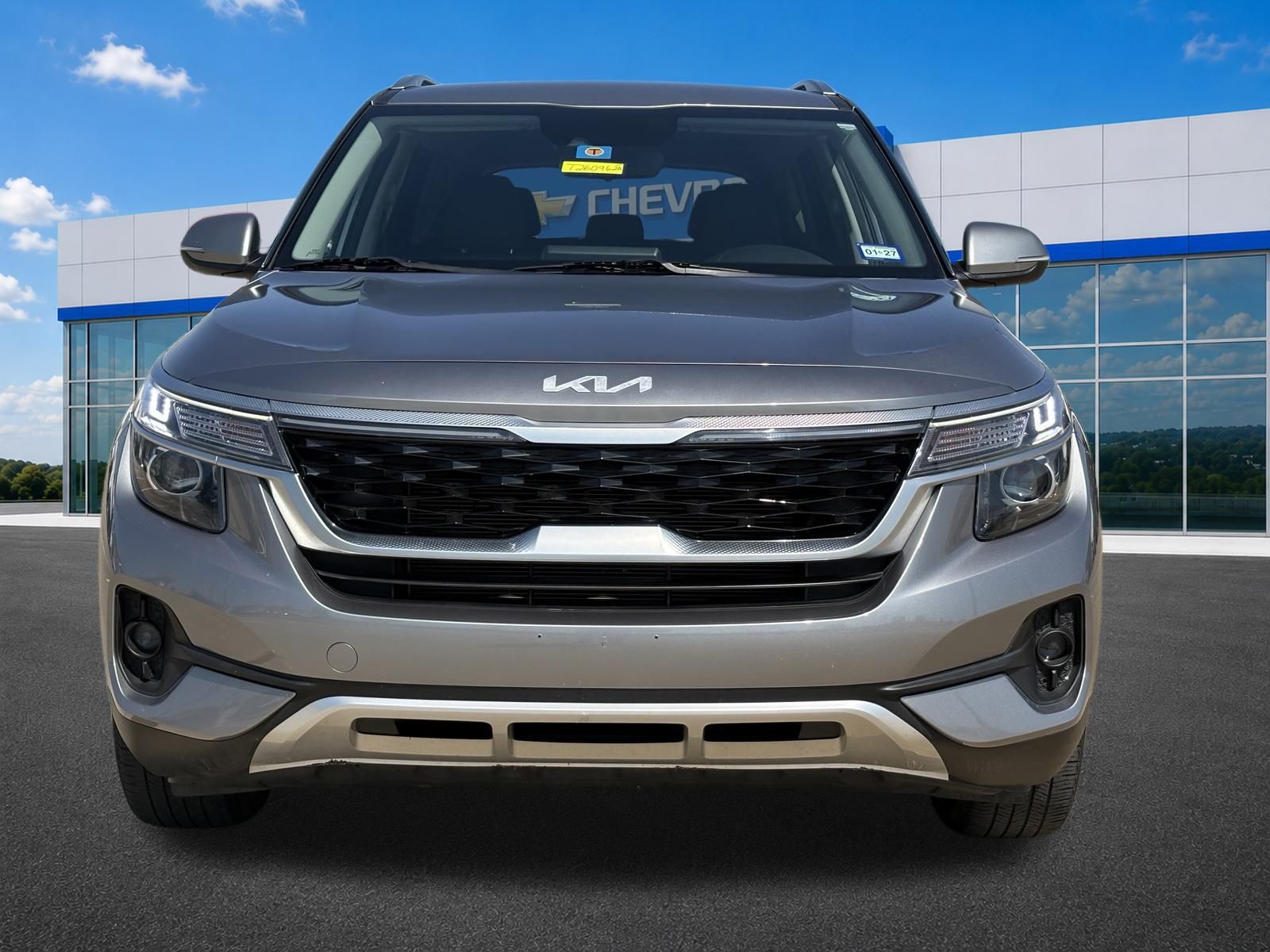 View vehicle photo 2