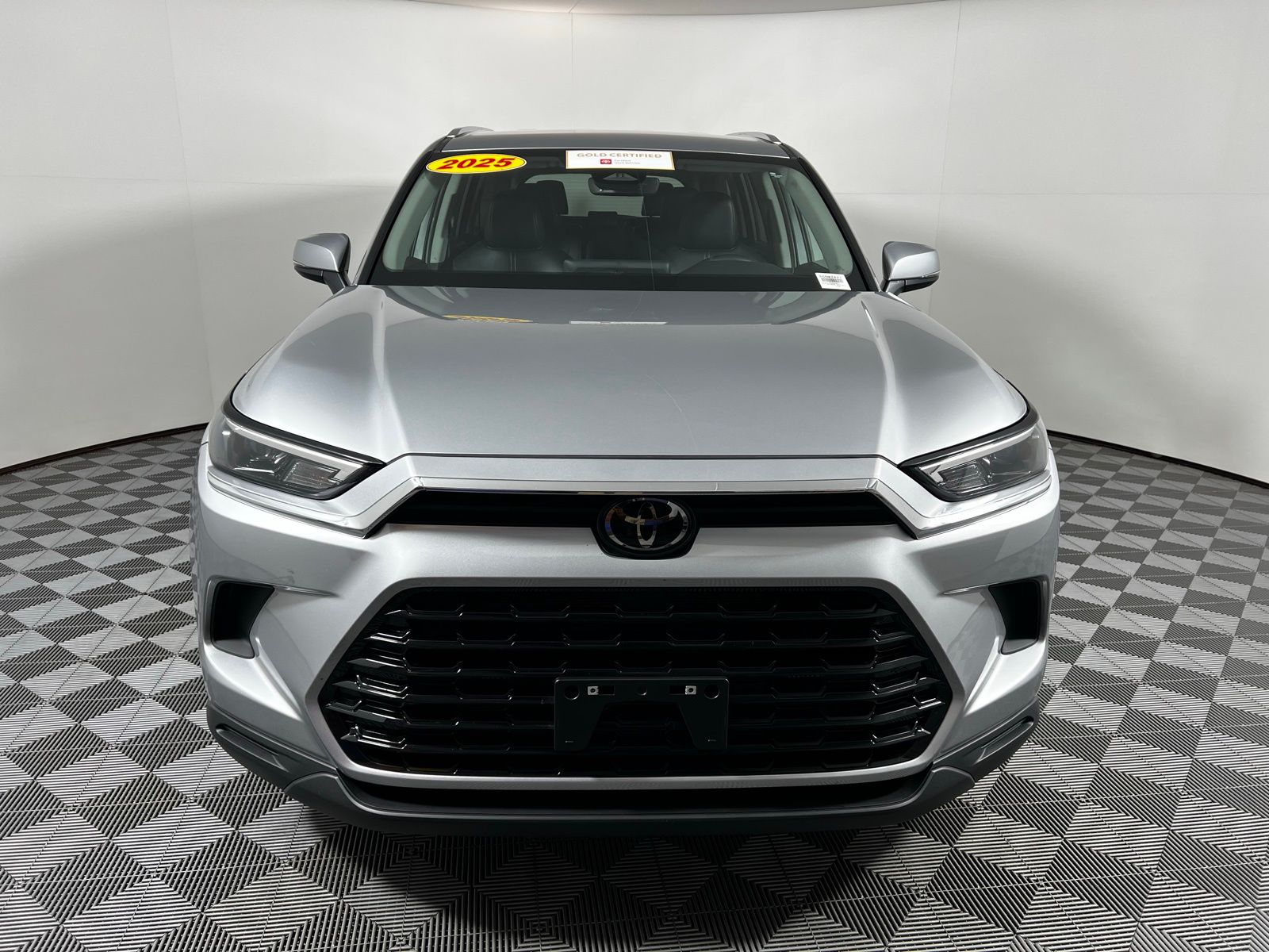 Thumbnail: 2025 Toyota Grand Highlander - 2